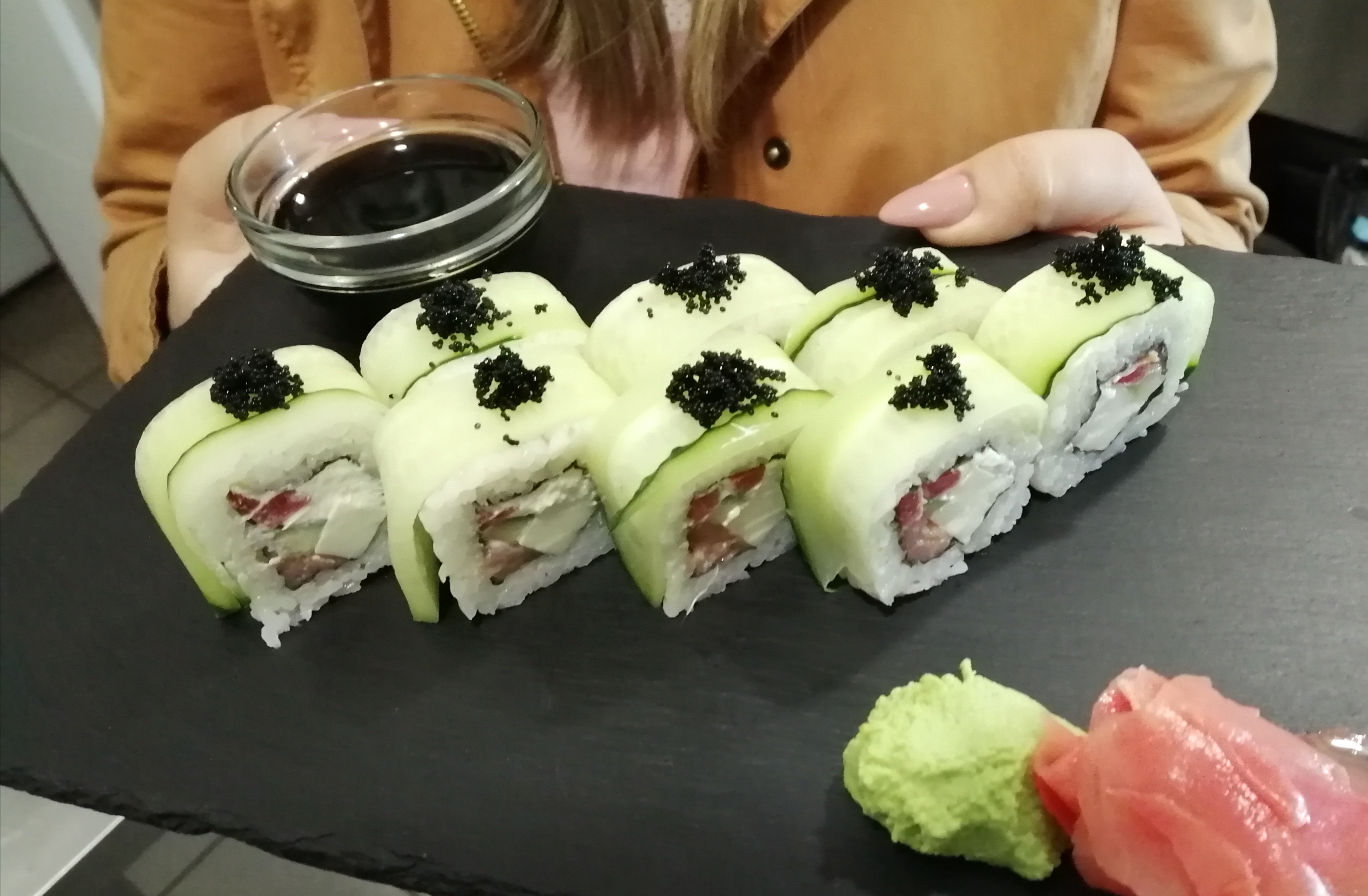 KIWI cafe & lounge image 5