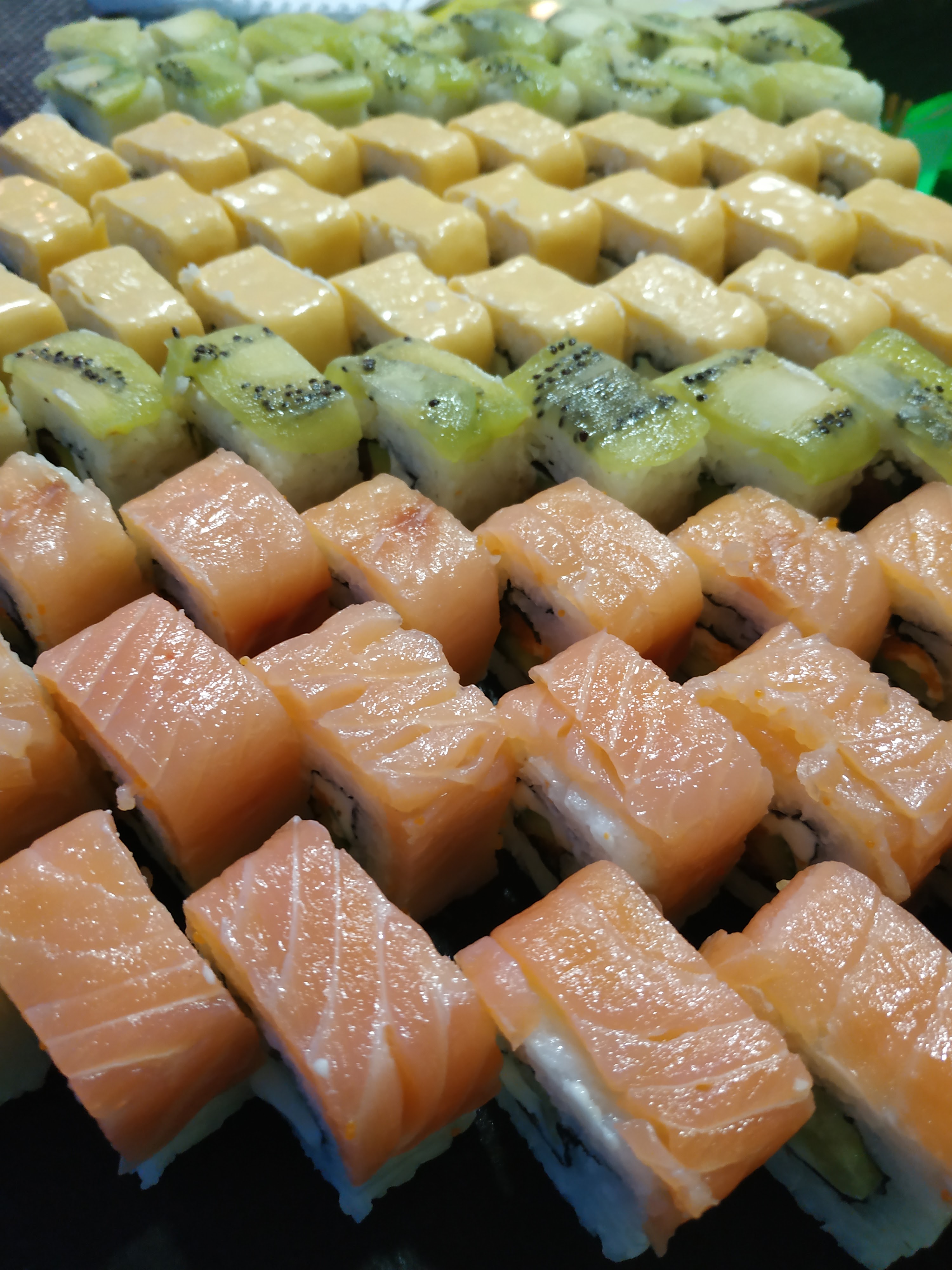 KIWI cafe & lounge image 6