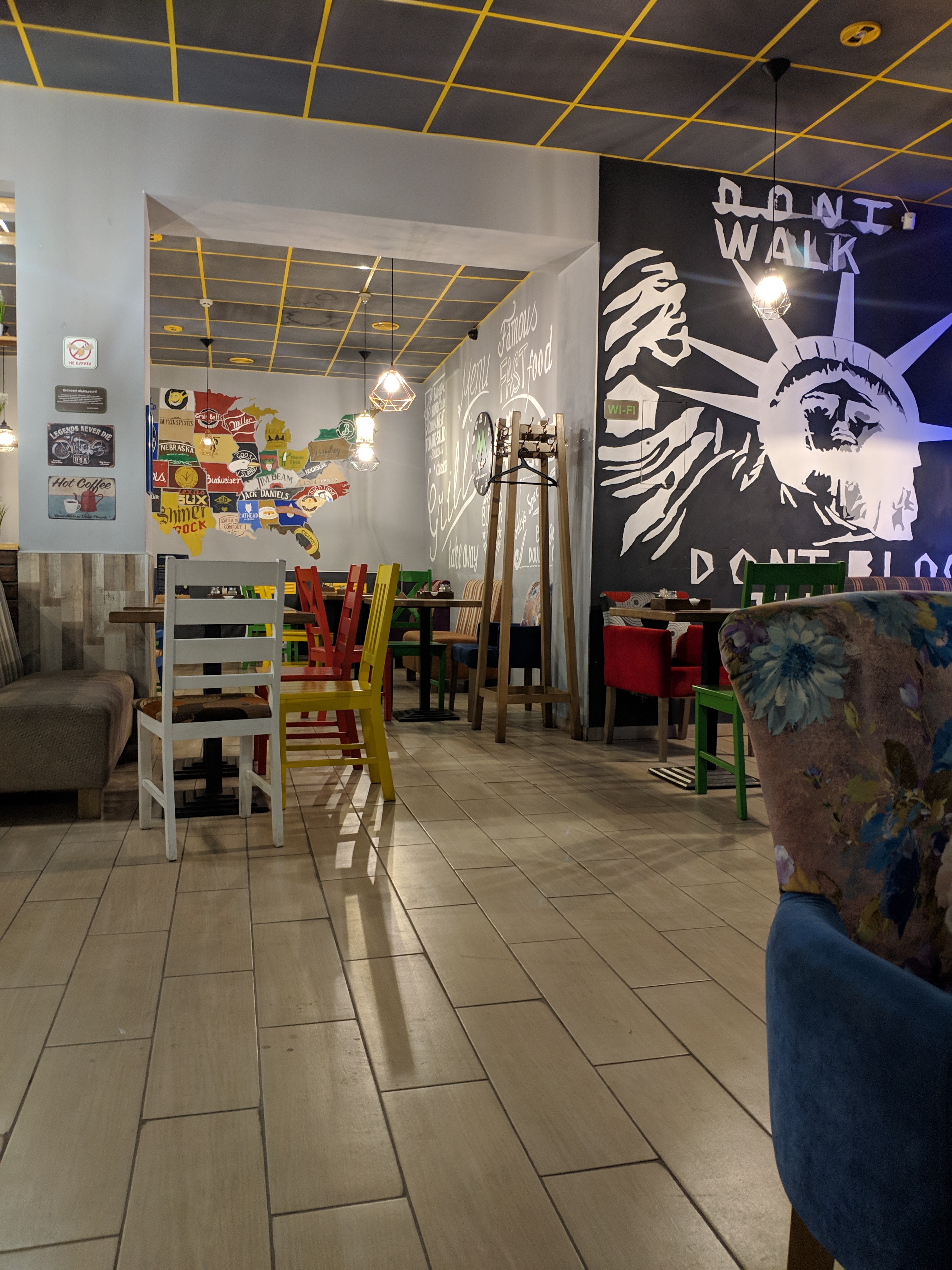 Montana Pizza image 7