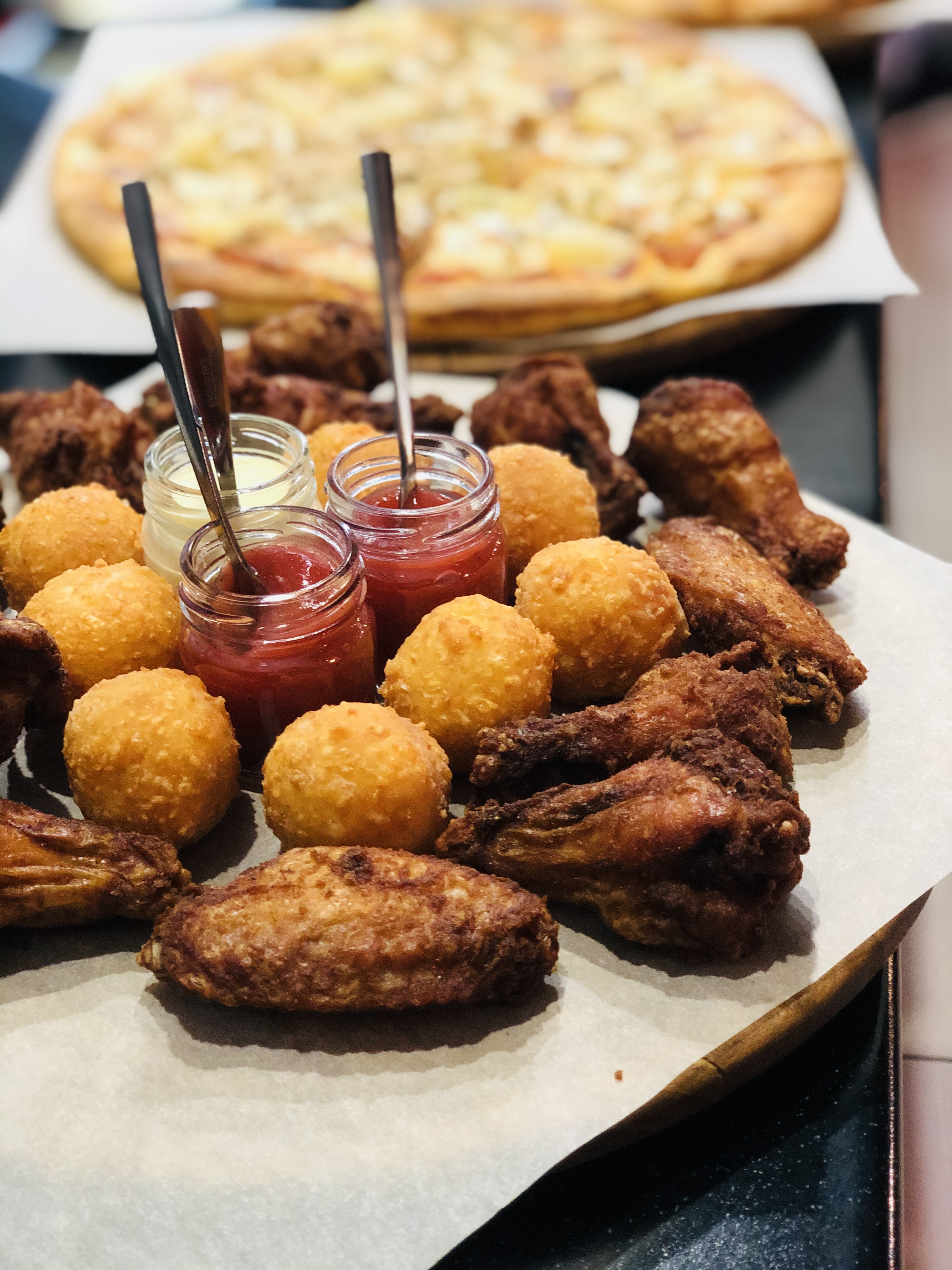 Montana Pizza image 10