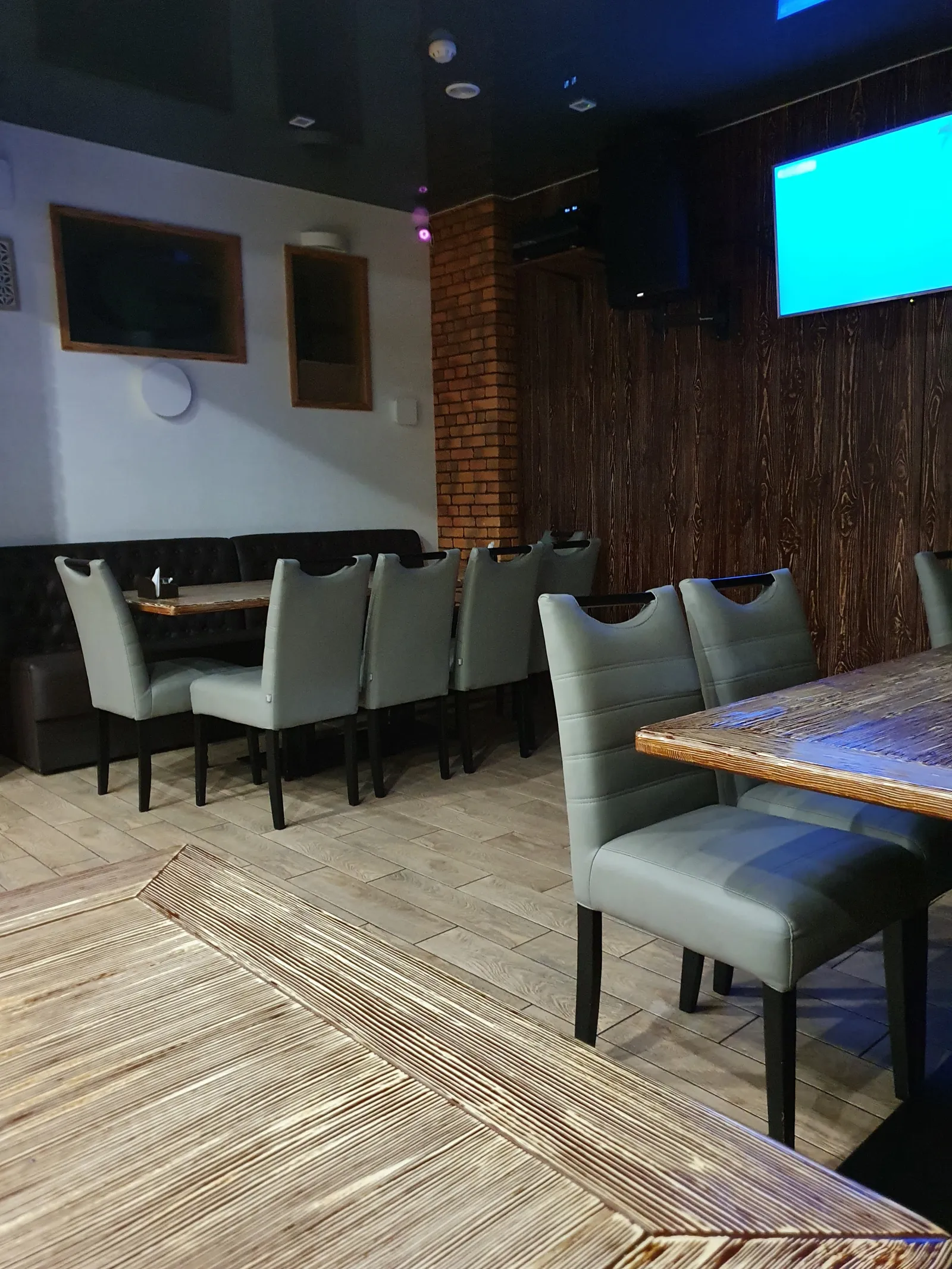 Grill House image 7