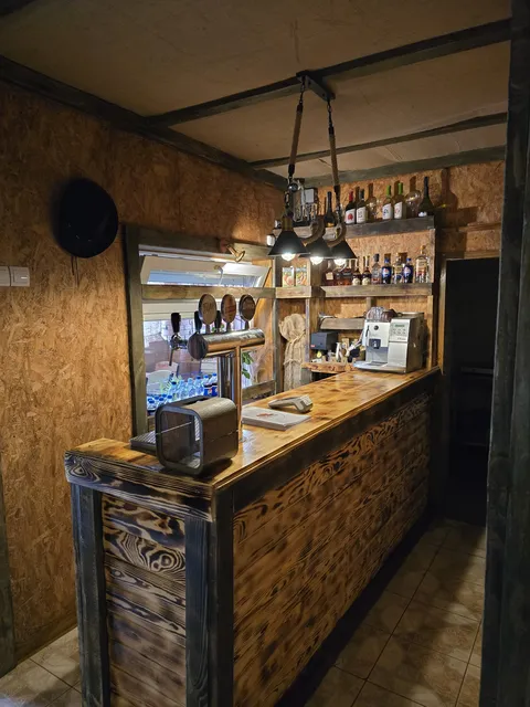 Taverna image 4