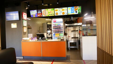 Seven Pizza image 4