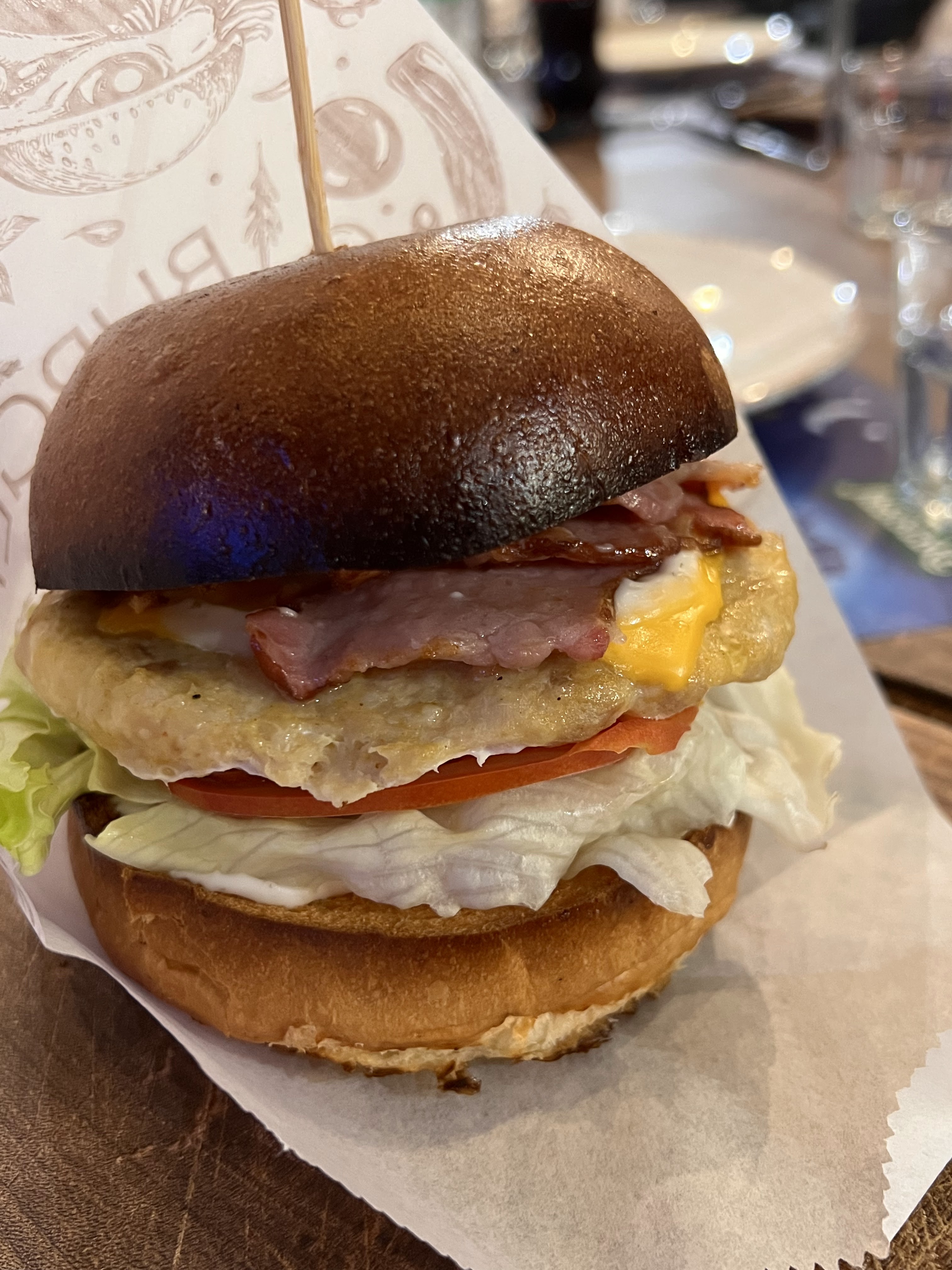 GRILLA HOUSE PUB image 4