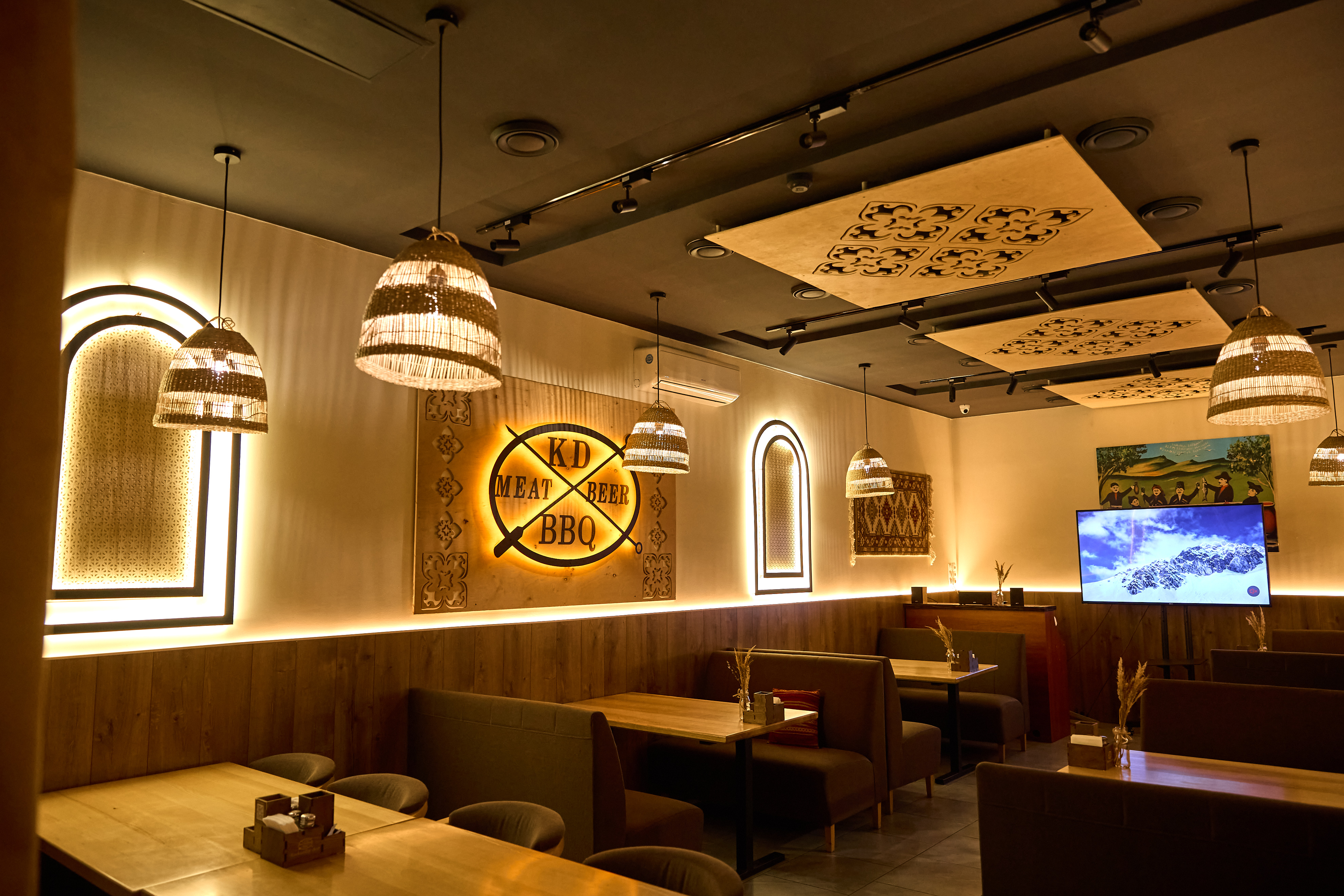 Кавказський Двір image 4