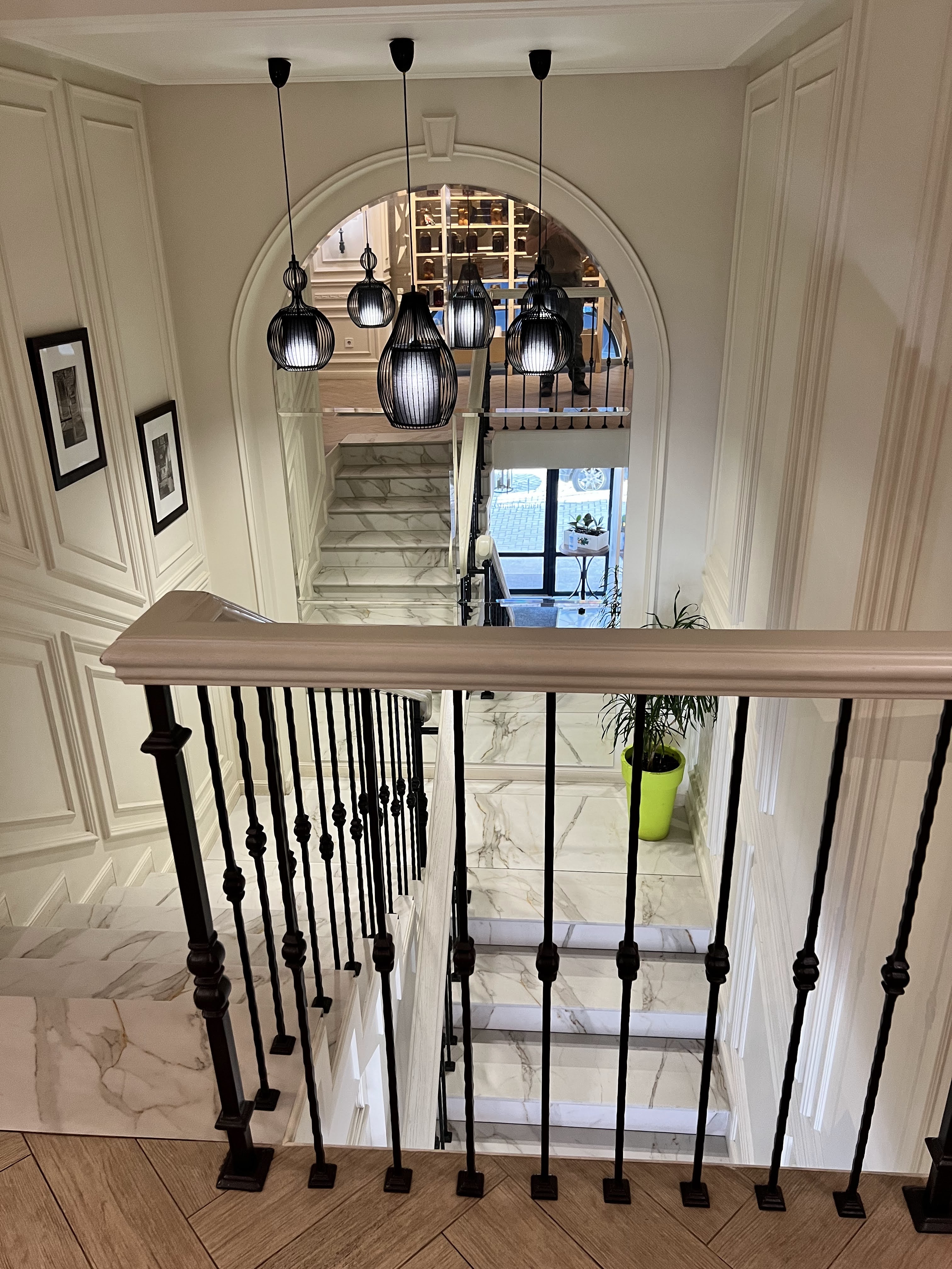 Familia Garden image 7