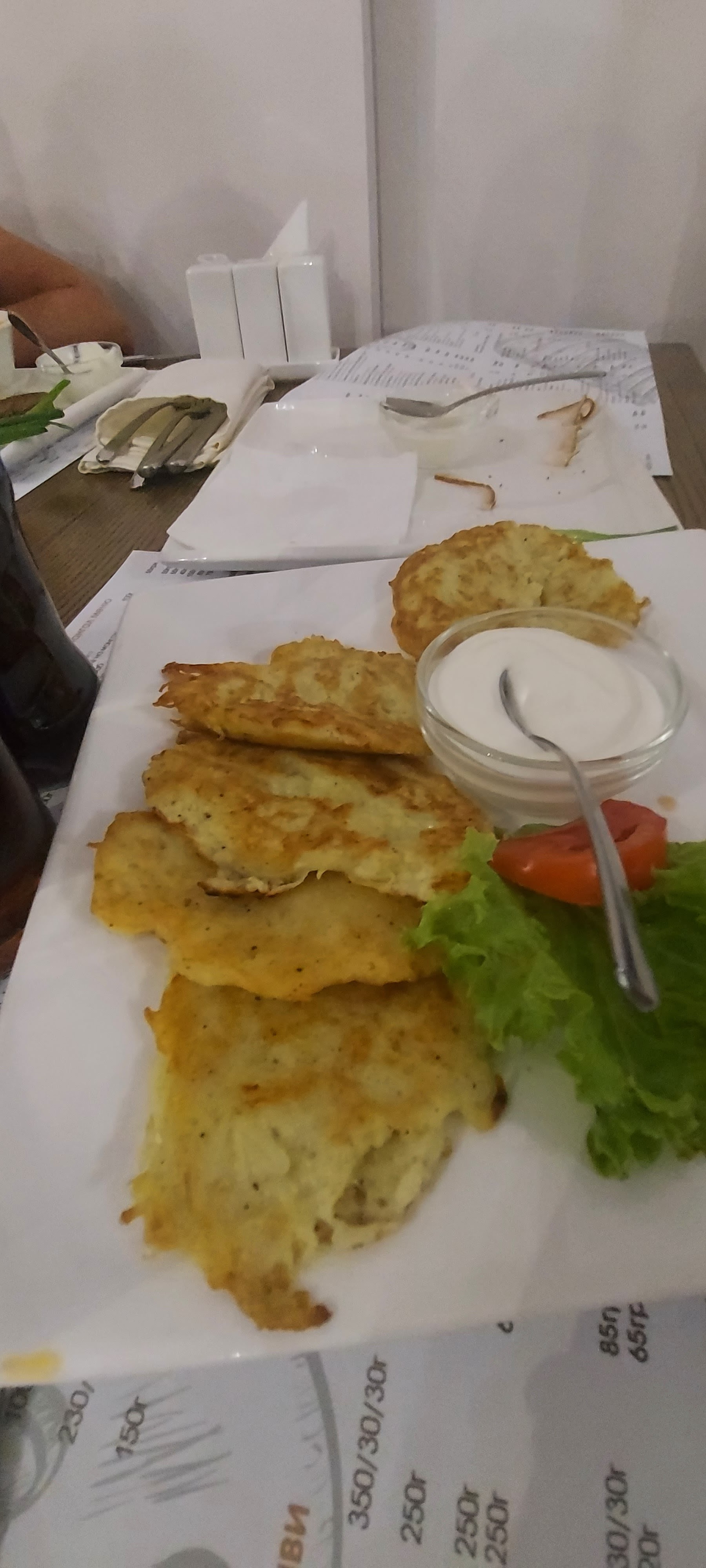 Rebro Grill and Bar image 8