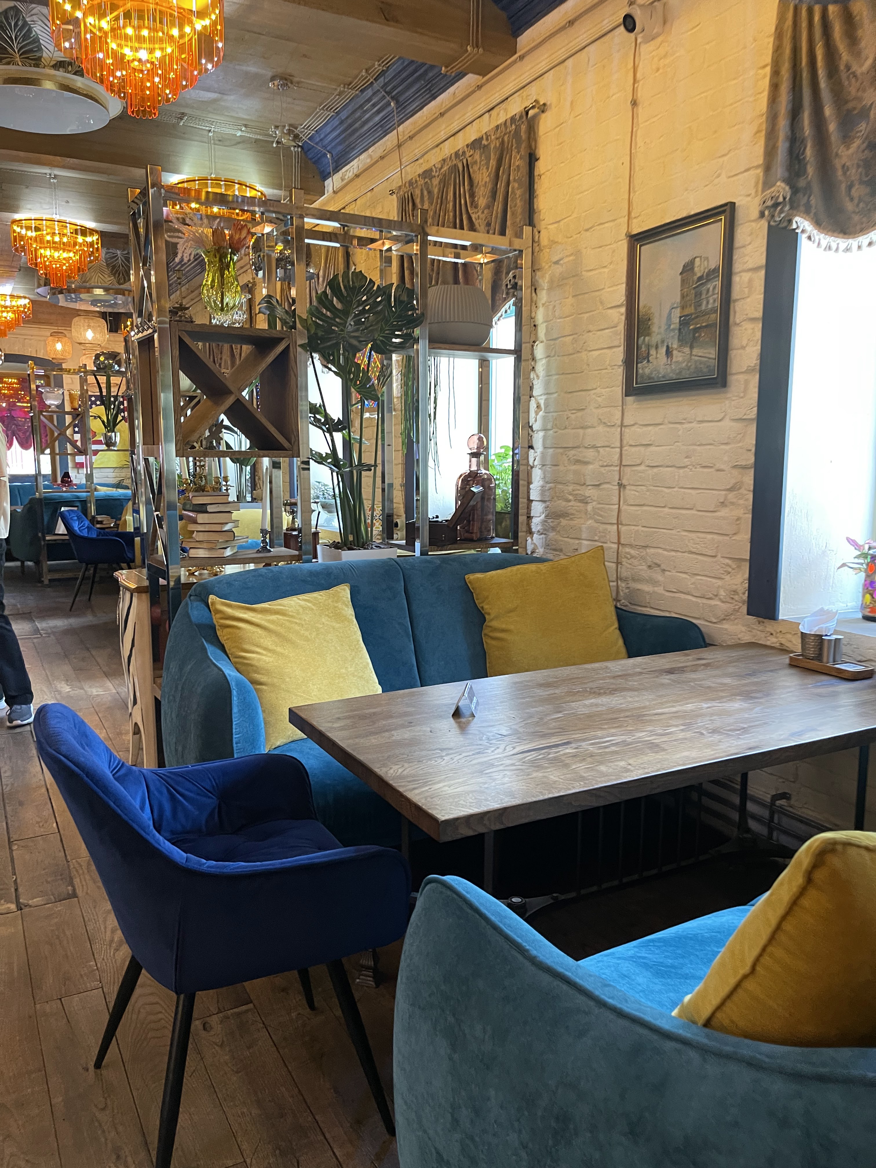 LifeStory bistro image 1