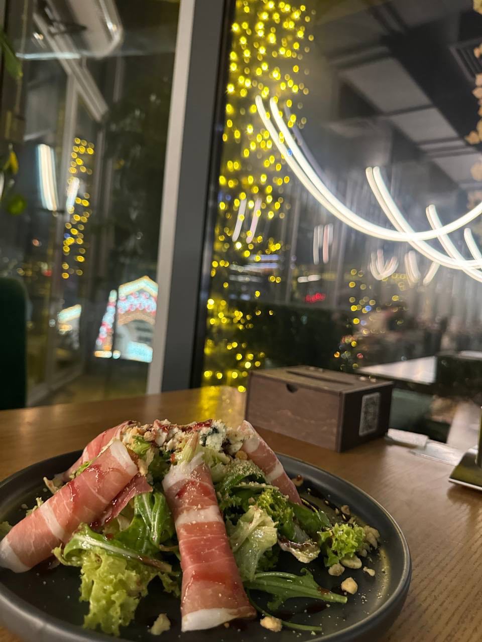 SHIB Restaurant & Bar image 4