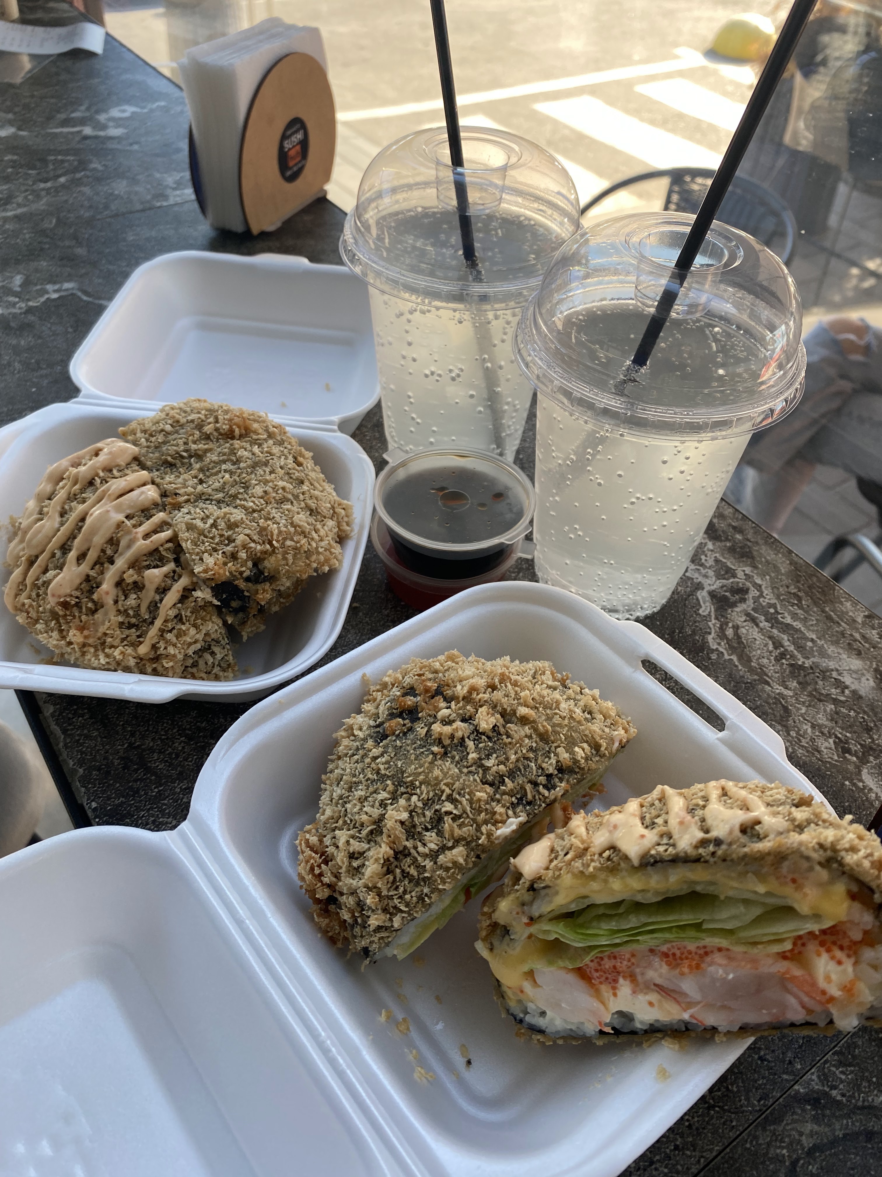 Sushi HUB – суші-бар з доставкою image 7