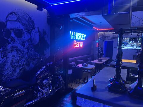 Whiskey Bar image 4