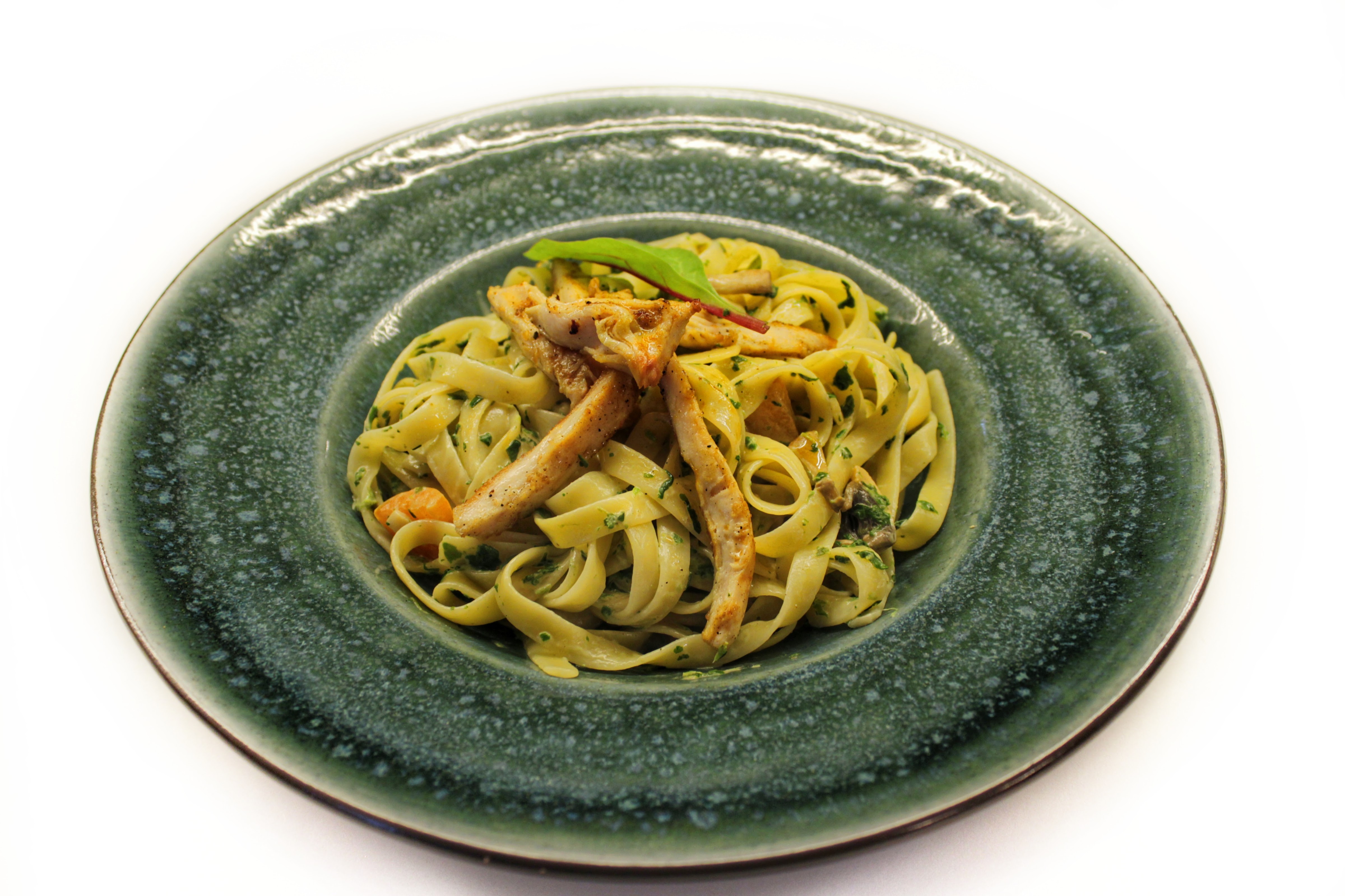 Garden resto bar image 4