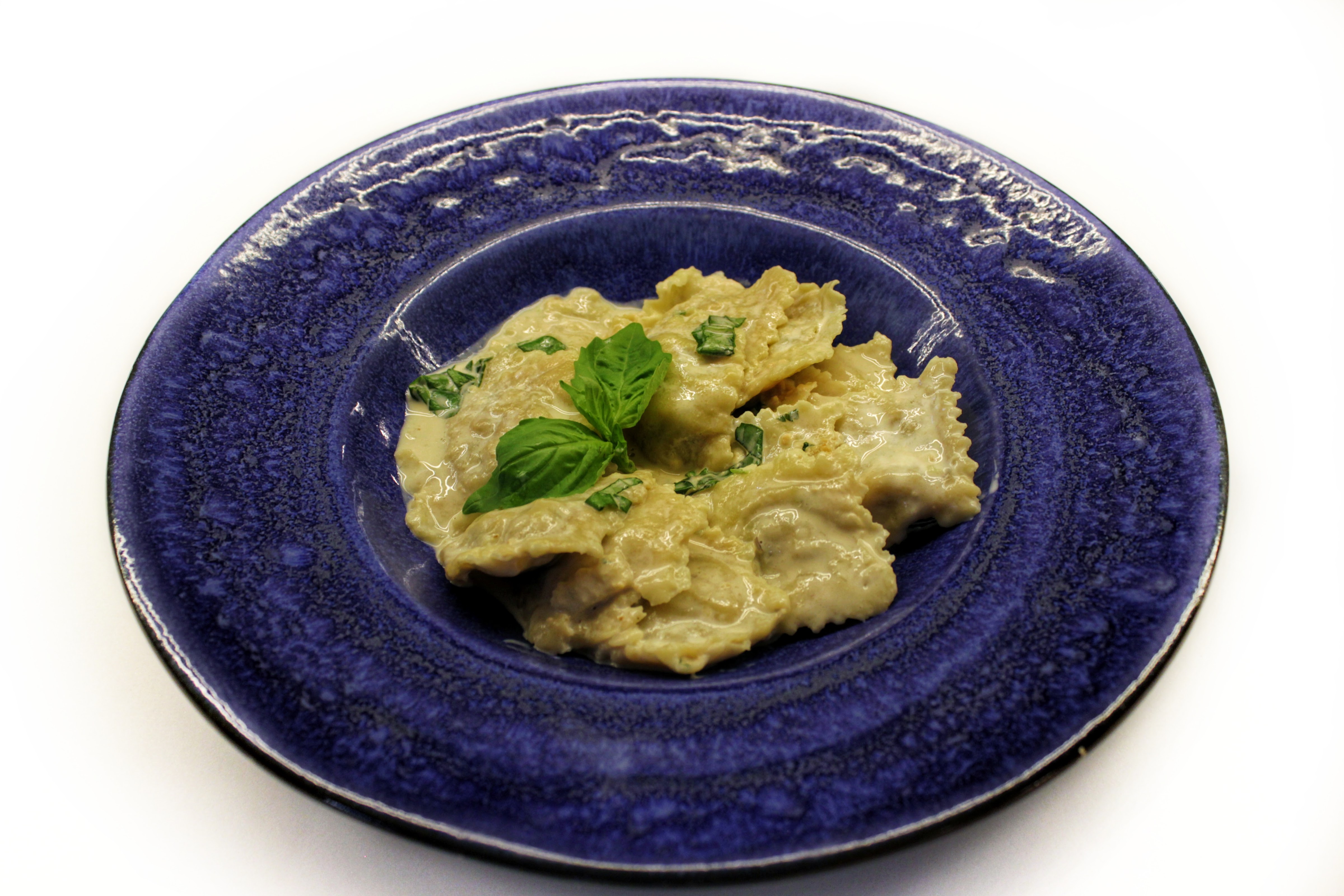 Garden resto bar image 5