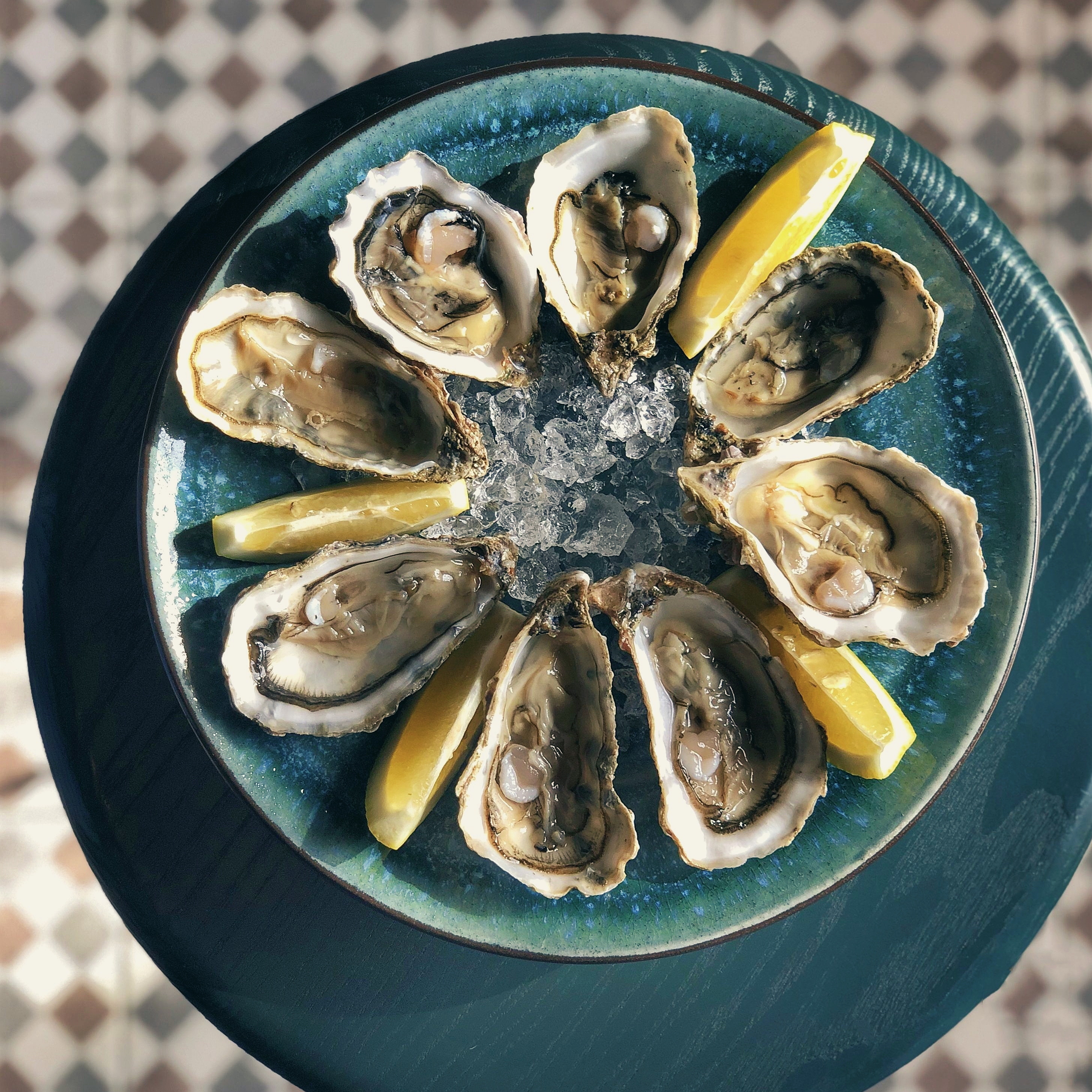 Garden resto bar image 9