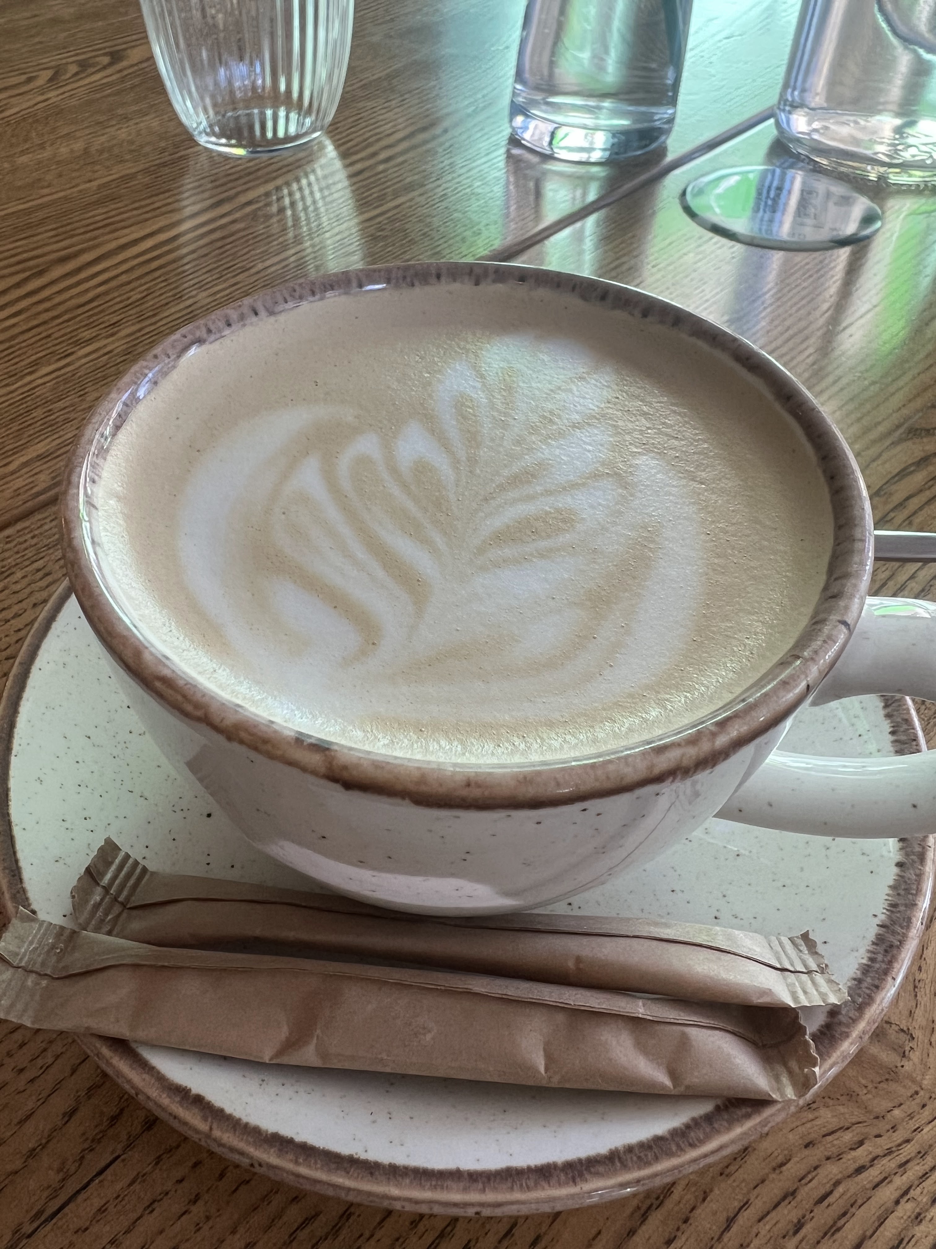 Garden resto bar image 10