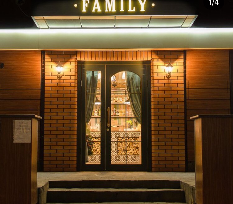Family cafe image 1