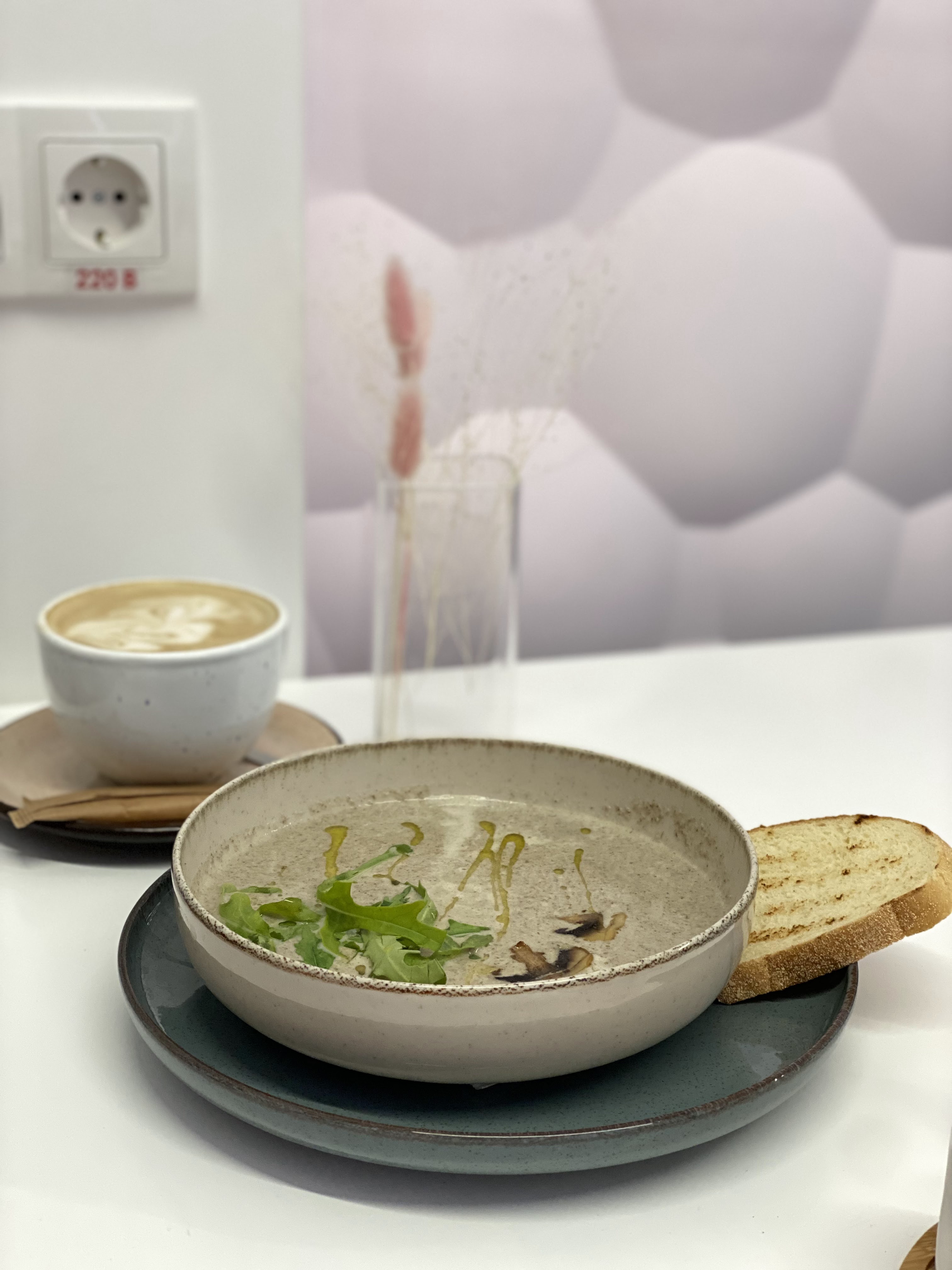 Á la Tiffany cafe image 10