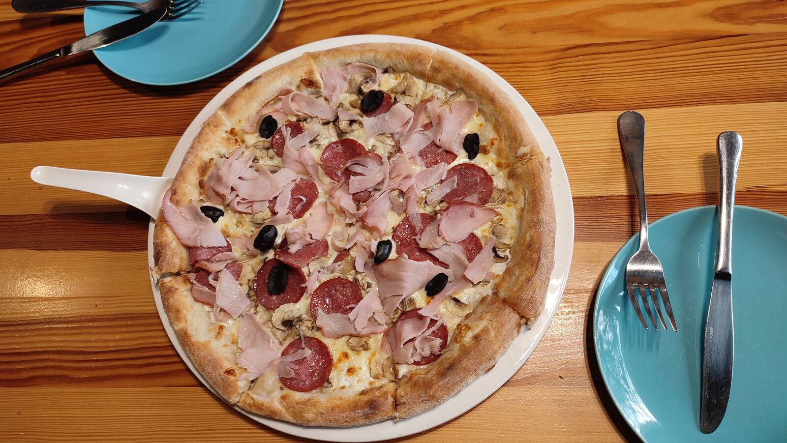 Grand pizza image 5