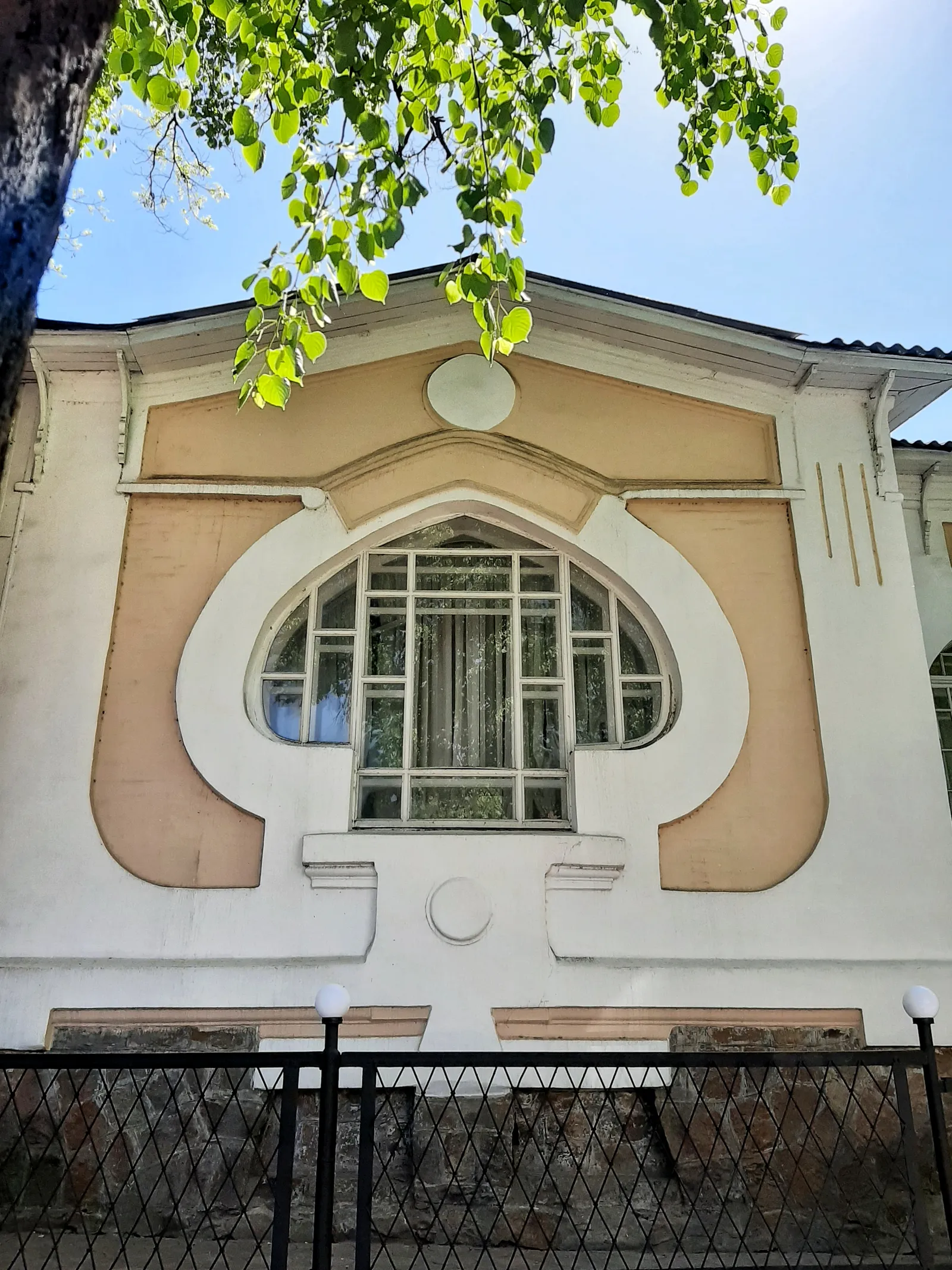 Budynok Pishchevycha image 4