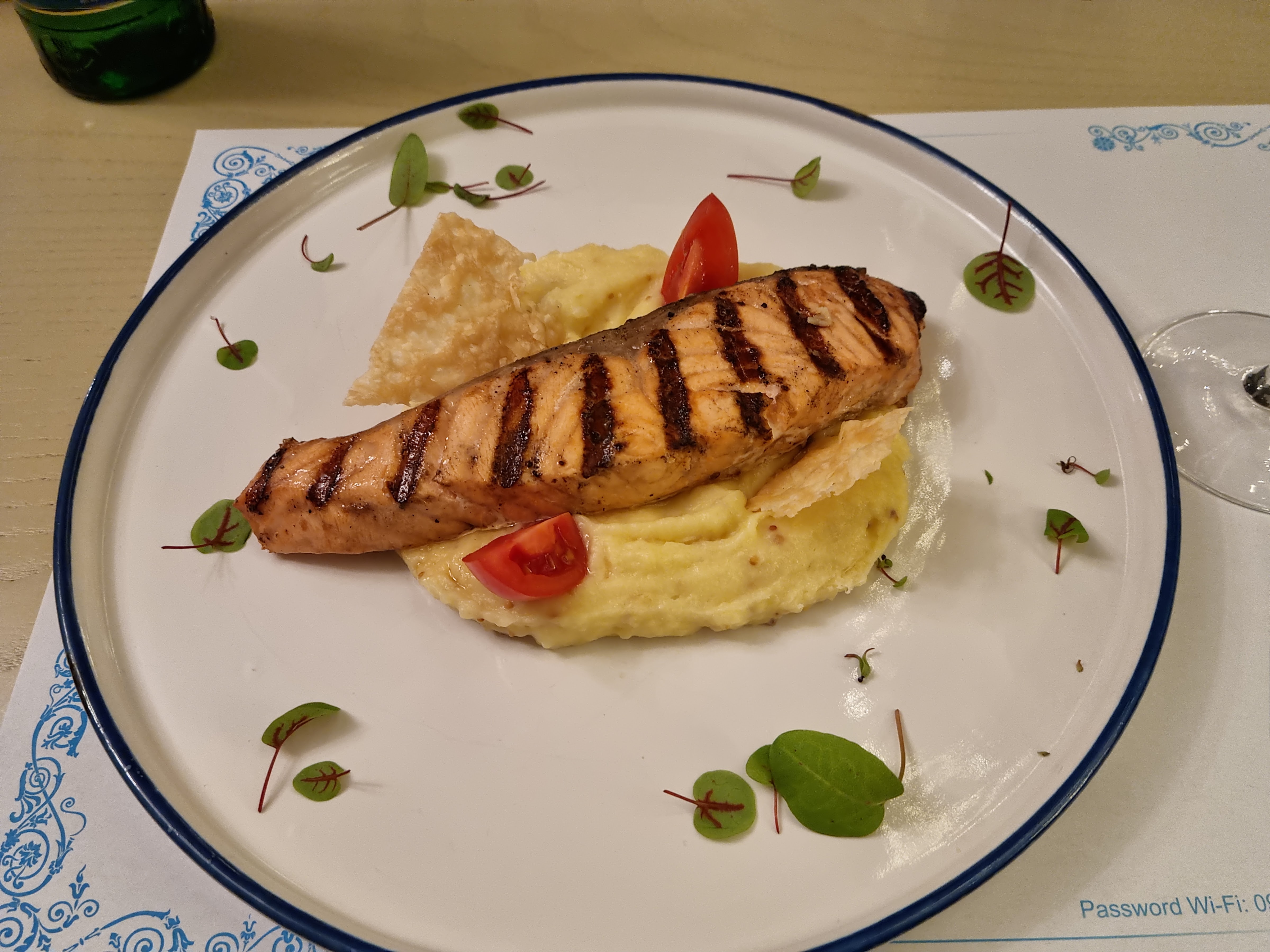 "Lyubov Ta Holuby" image 2