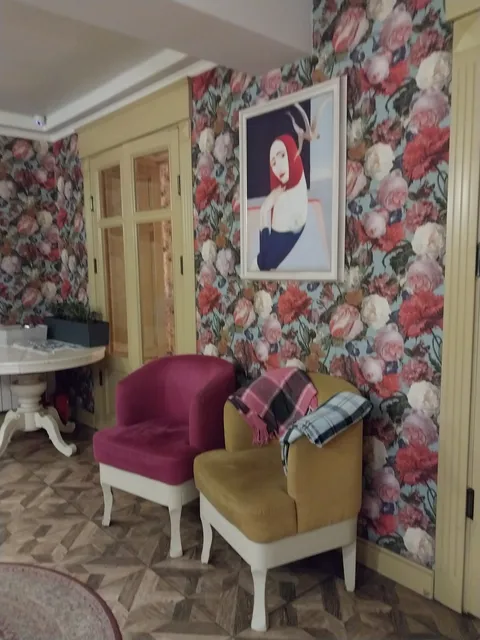 "Lyubov Ta Holuby" image 4