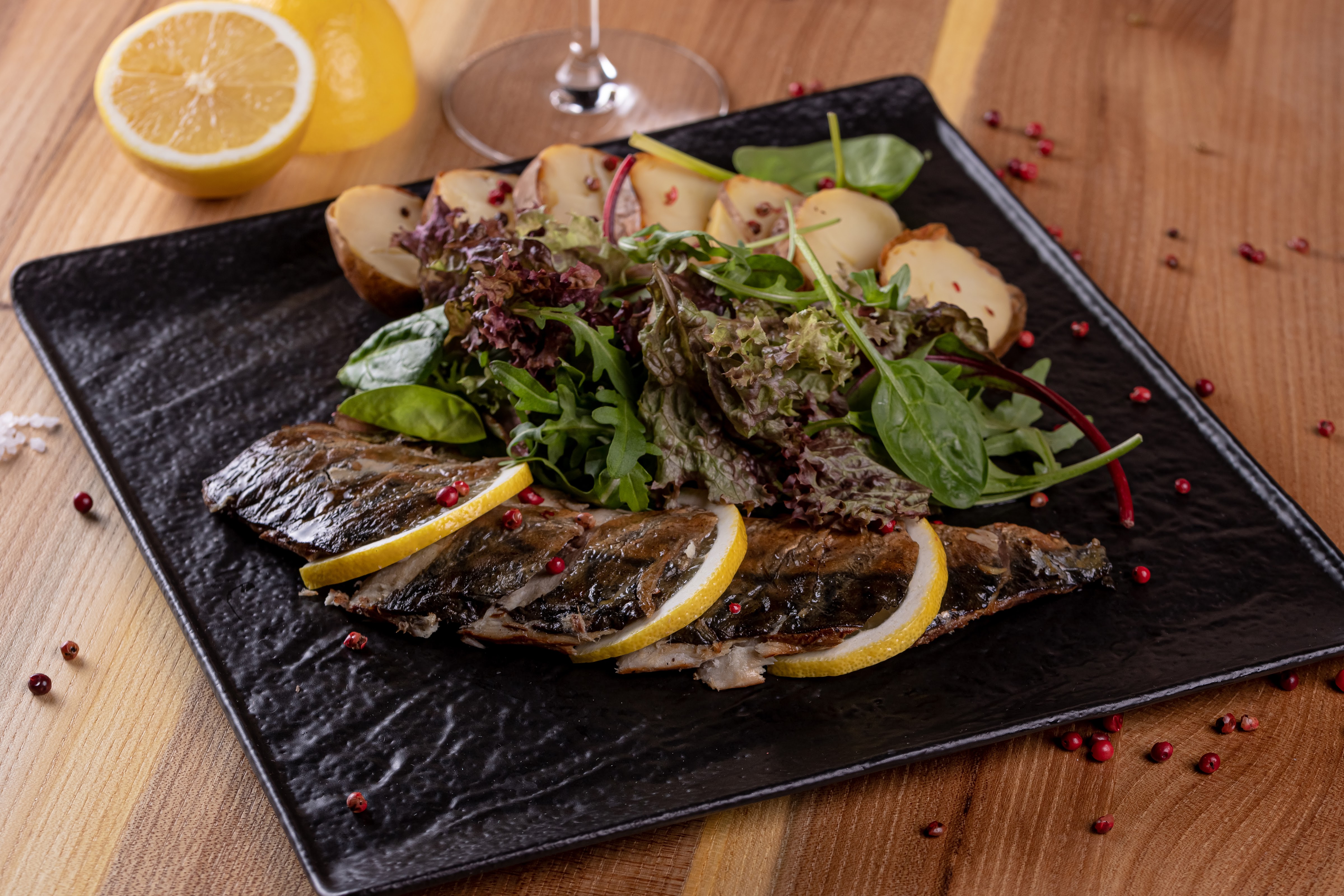 Serotonin gastro cafe (кафе -ресторан) image 2