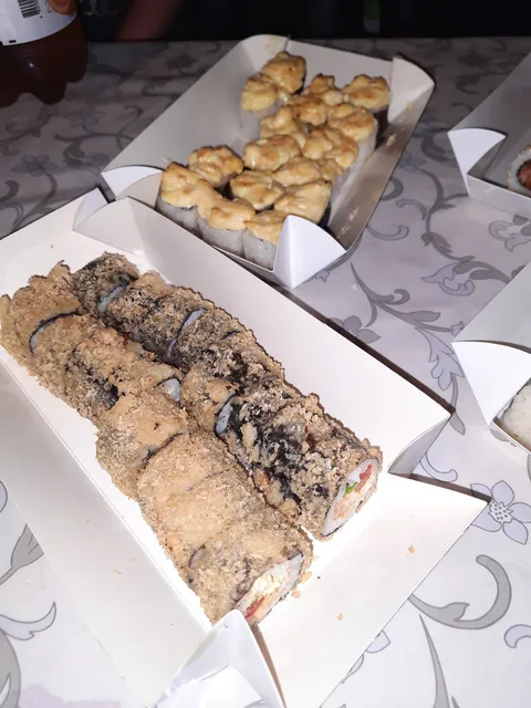 Moyi Sushi image 6