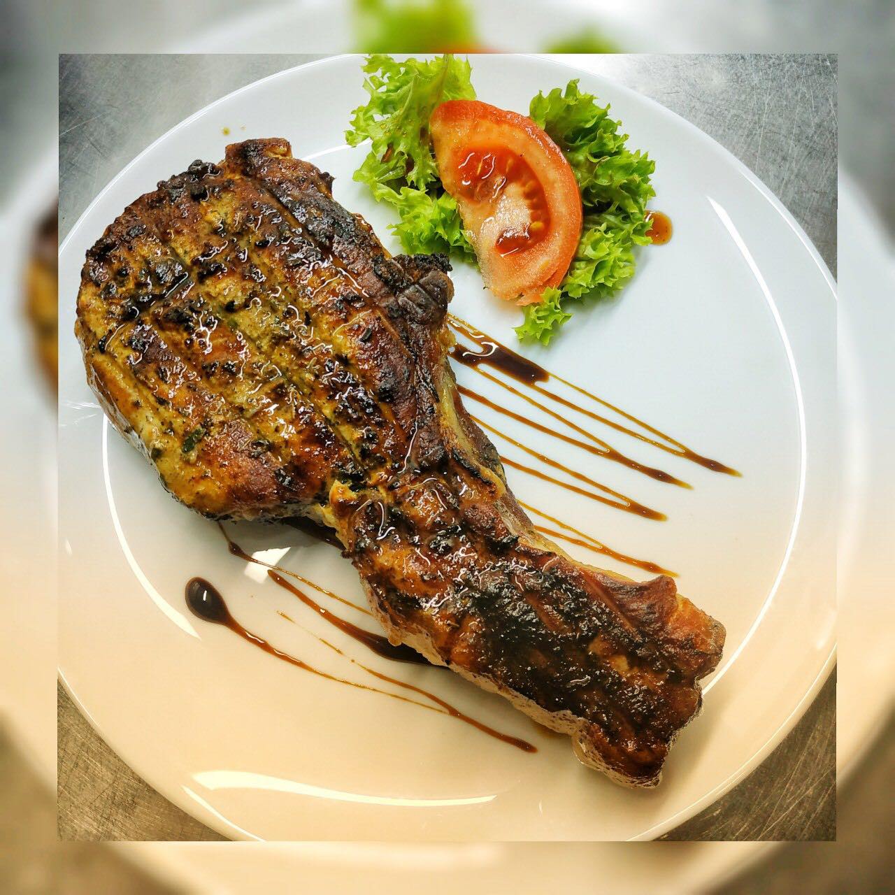 Simeynyy Restoran "Zatyshok" image 2