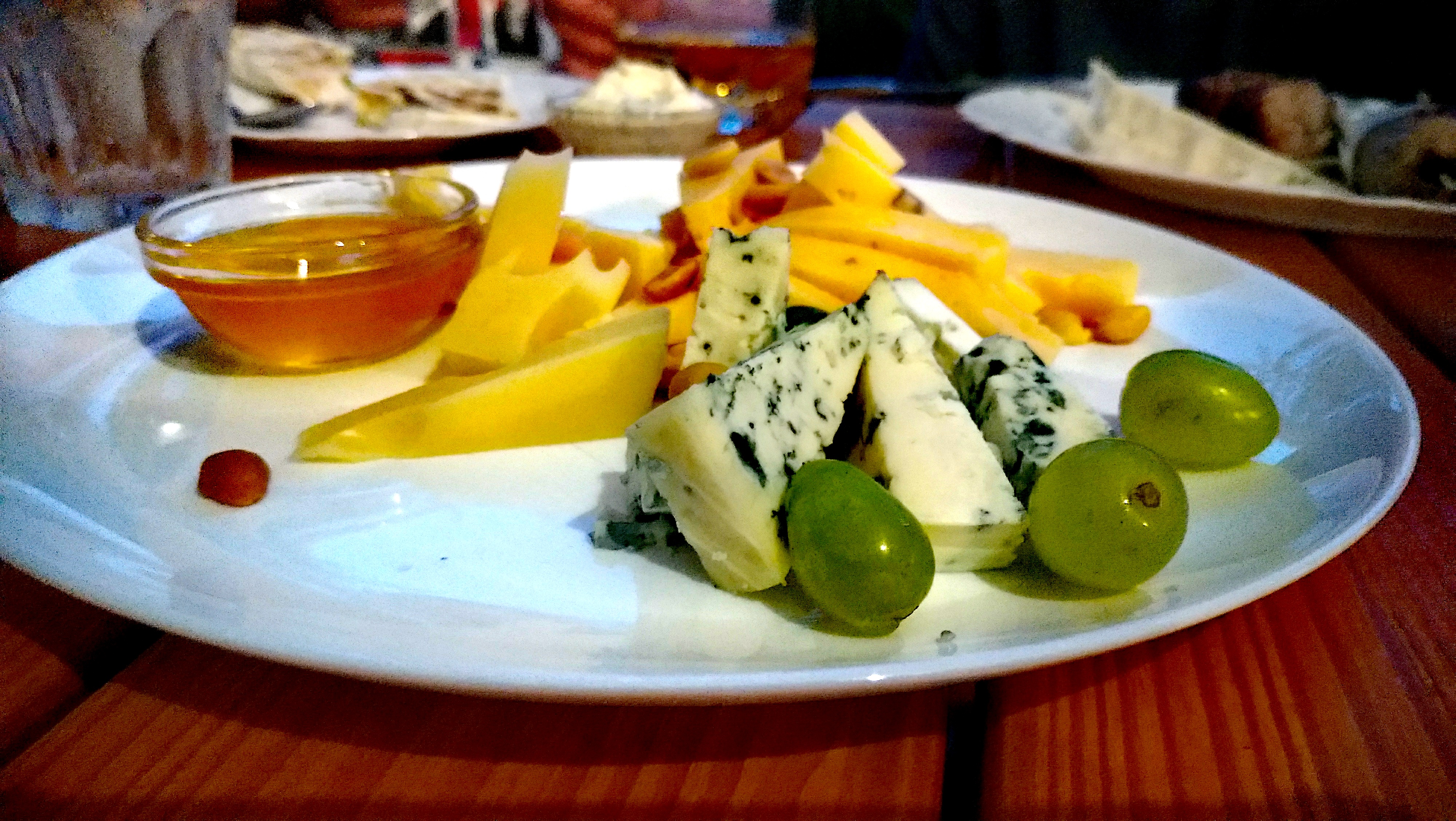 Simeynyy Restoran "Zatyshok" image 8