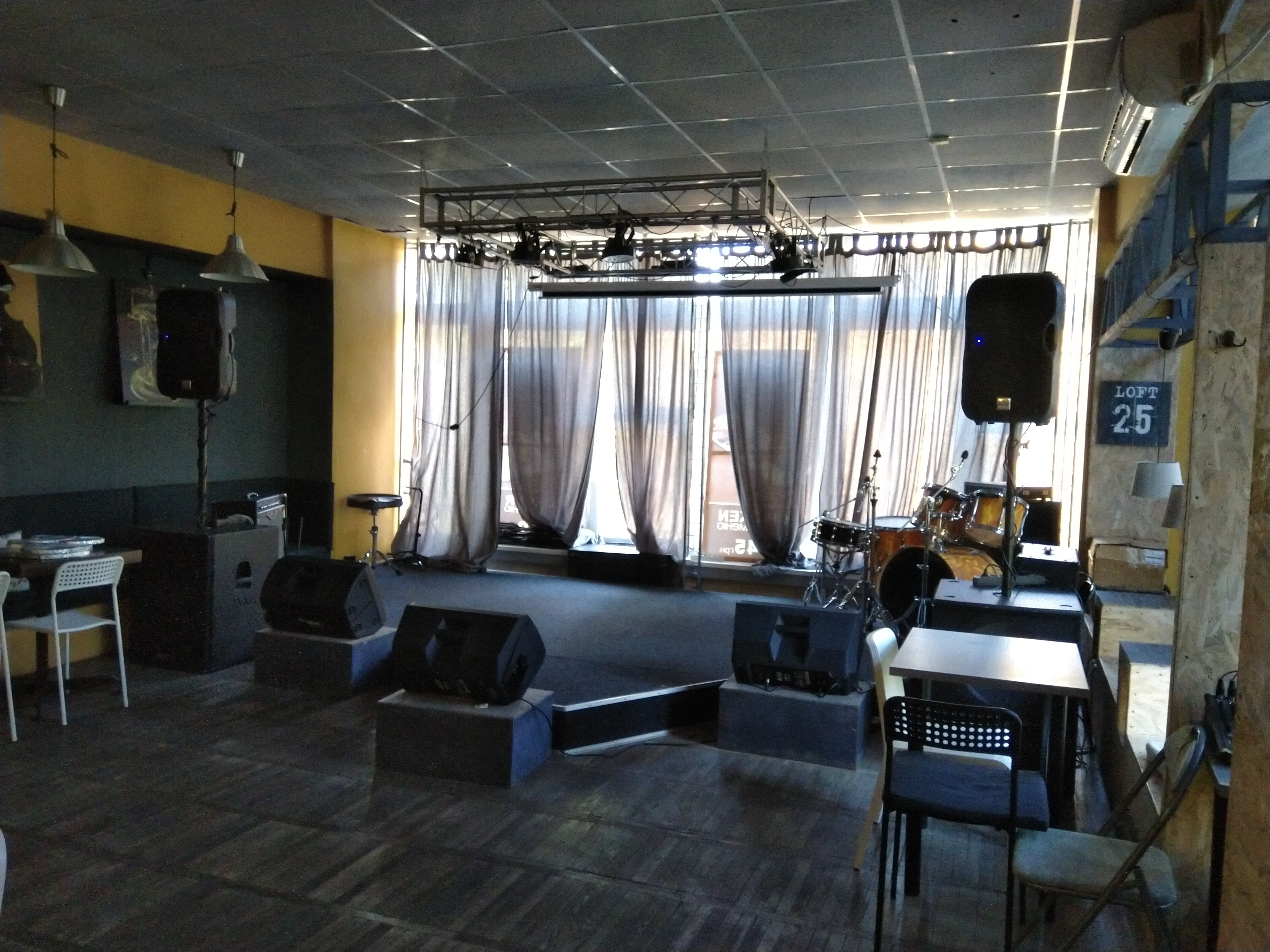 Арт-кафе ETAGE image 5