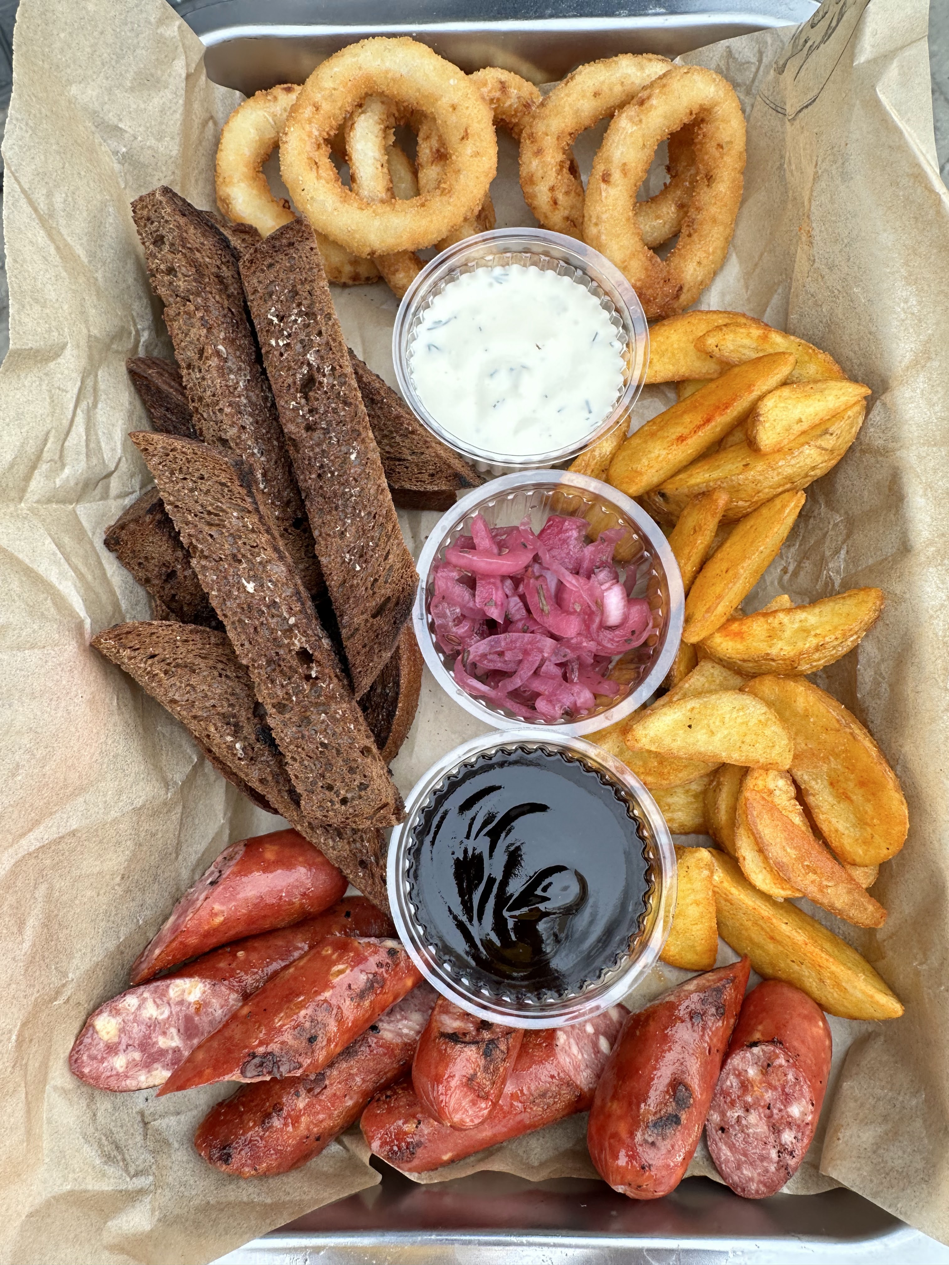 Бургерна Тут GOOD FOOD image 10