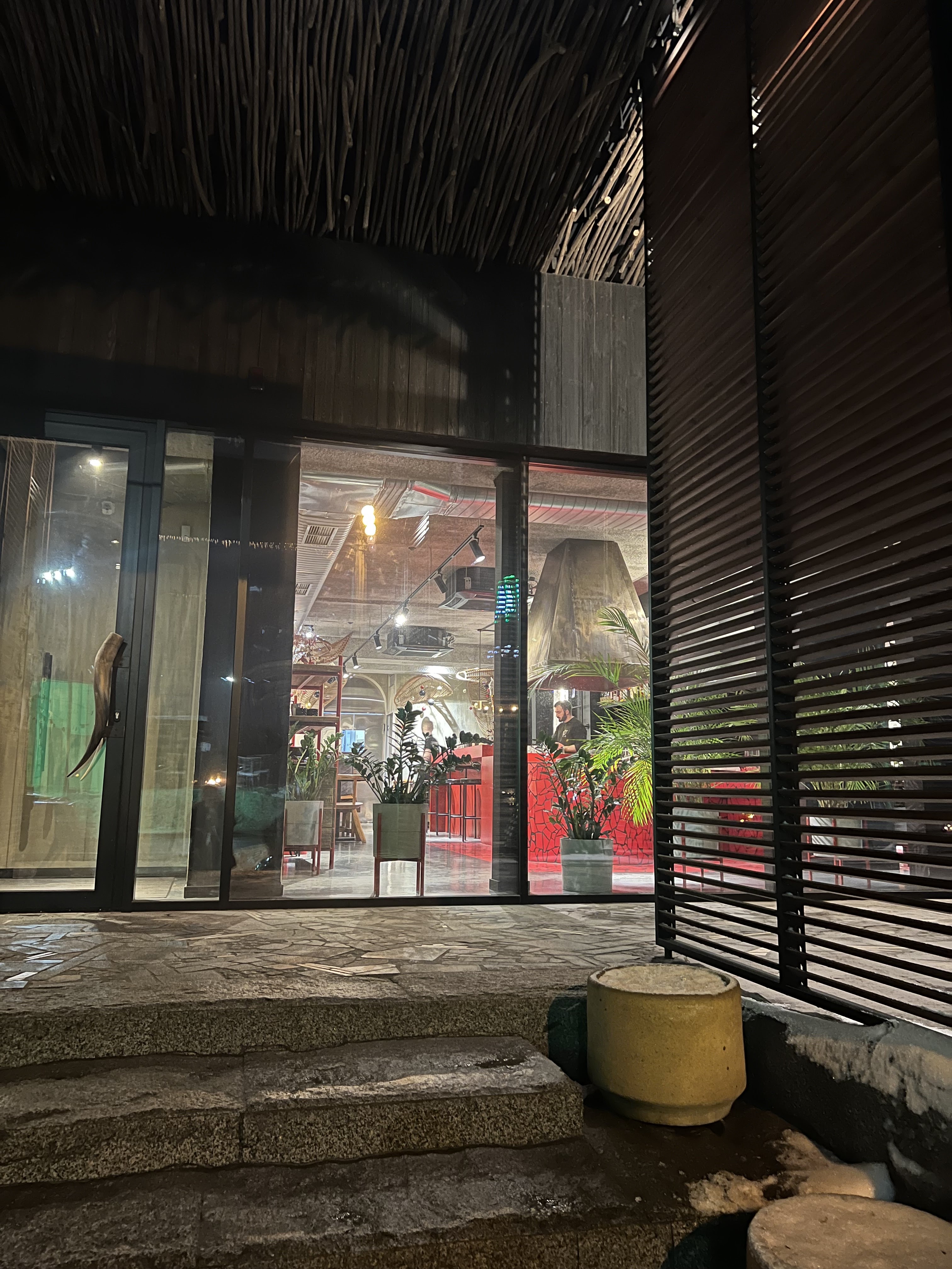 Ресторан грузинської кухні Pirveli image 1