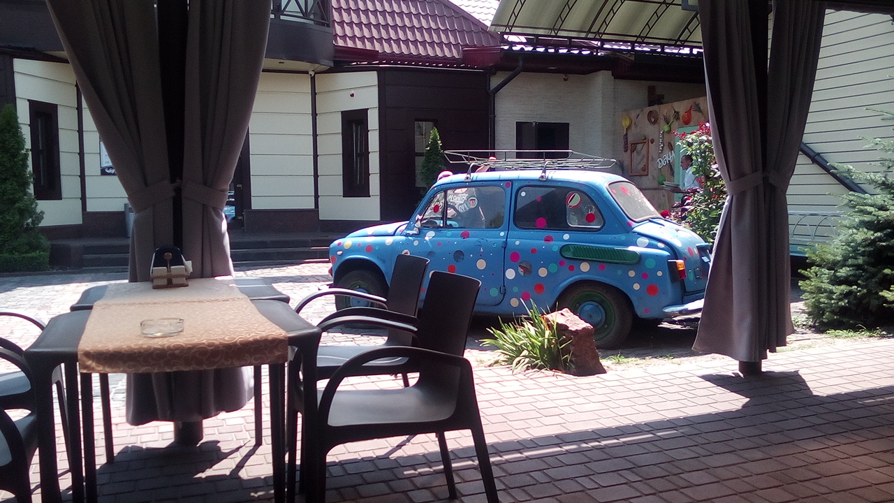 Restoran Dacha image 1