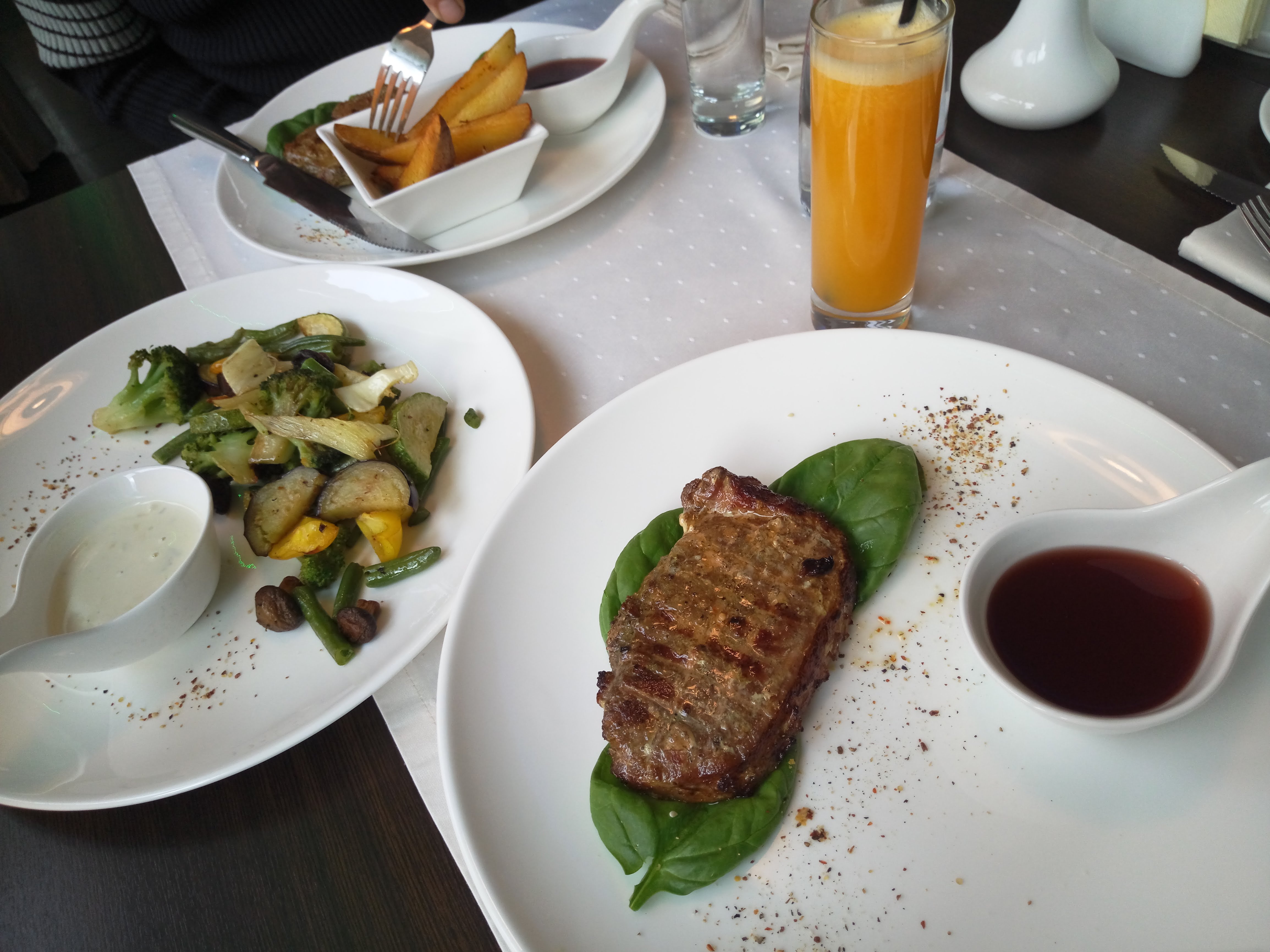 Restaurant Neggenshil image 8