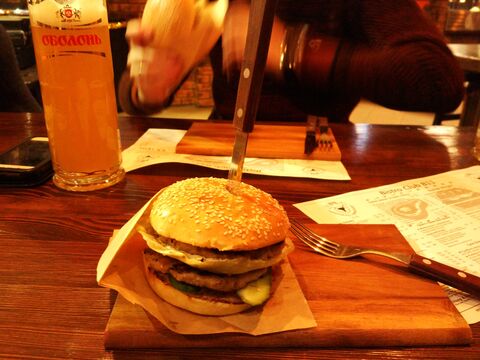 BistroClub - B11 image 6