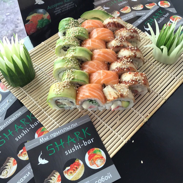 SHARK sushi-bar image 2