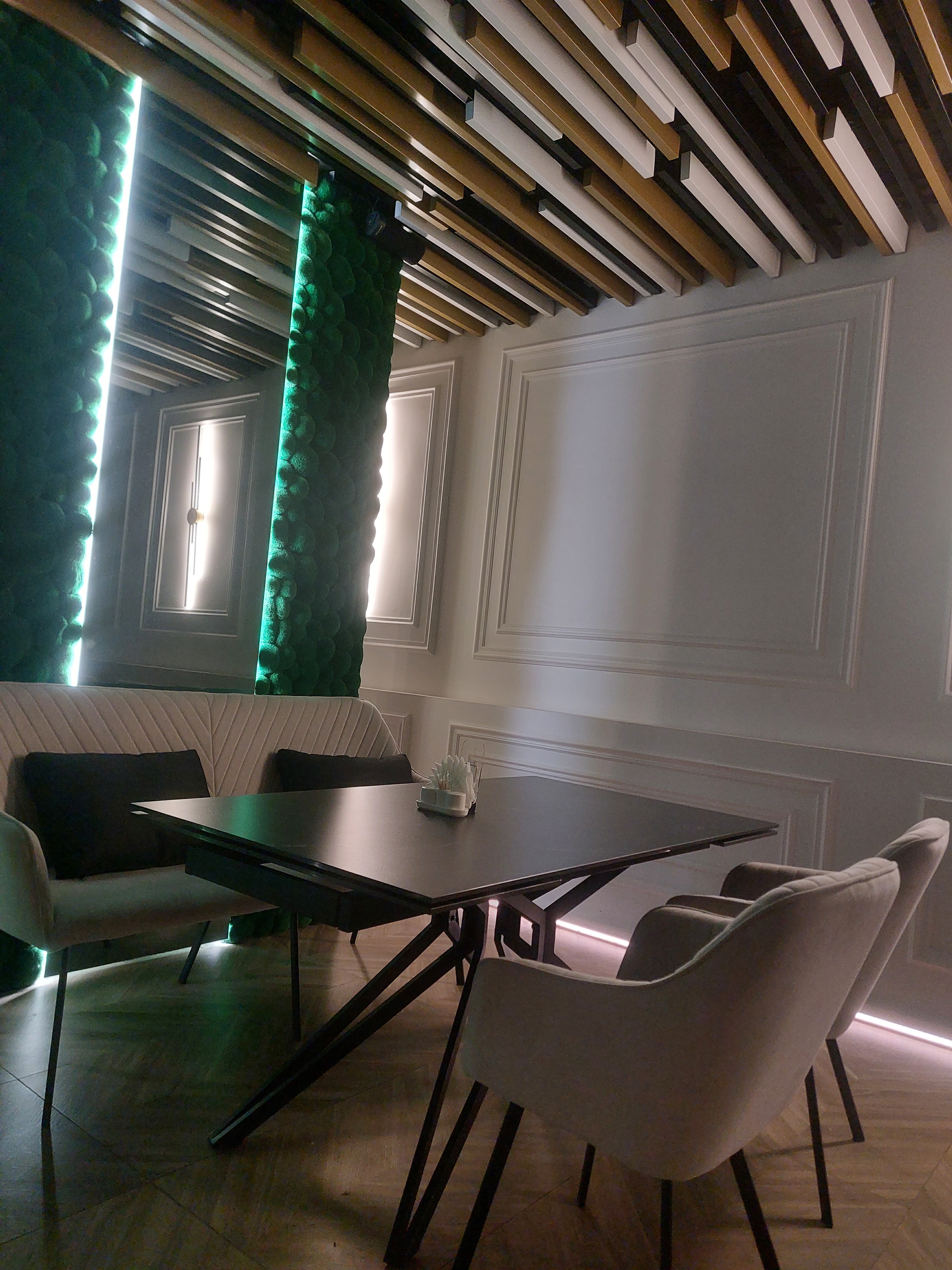 3 Lives Ресторан-бар image 6