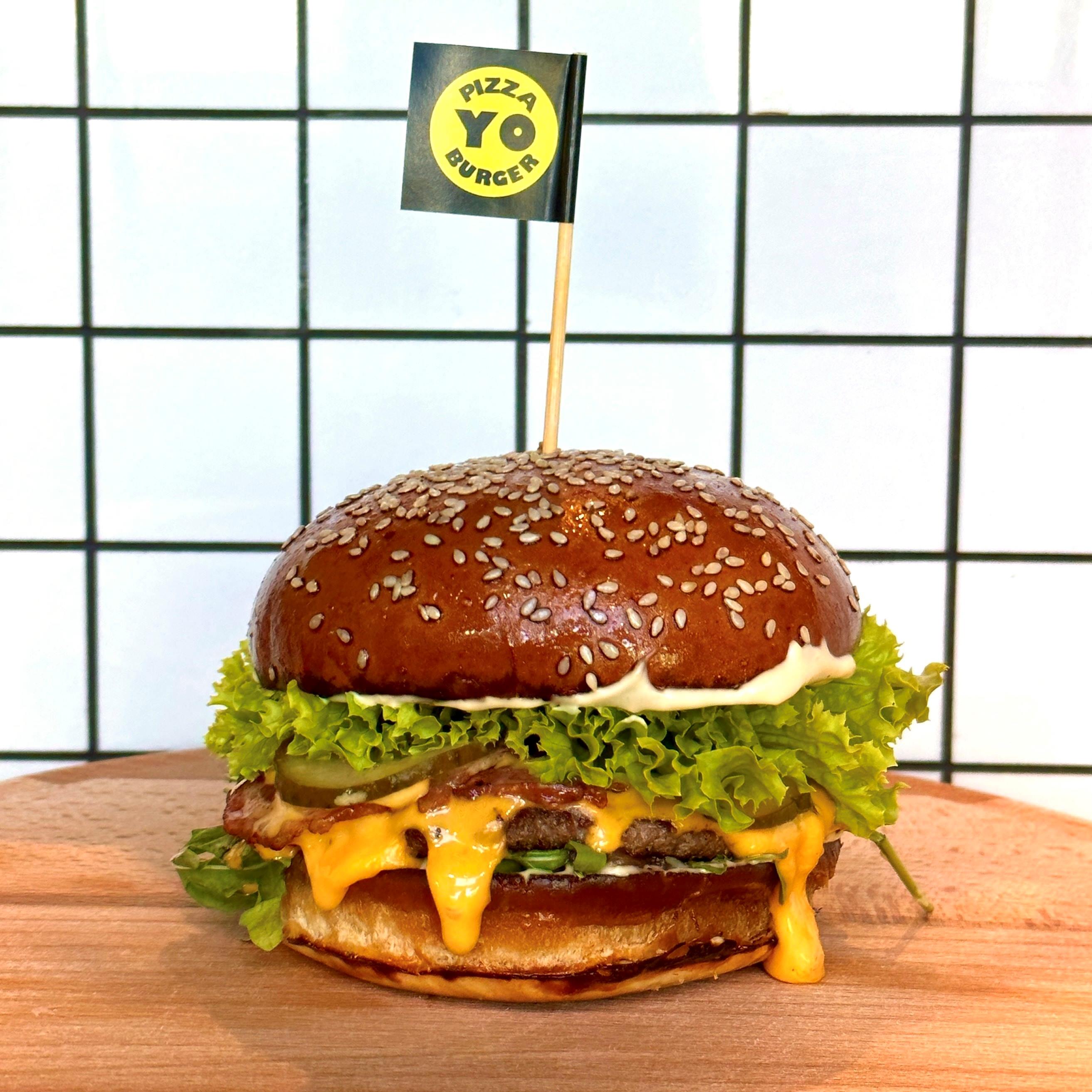 YO BURGER image 4