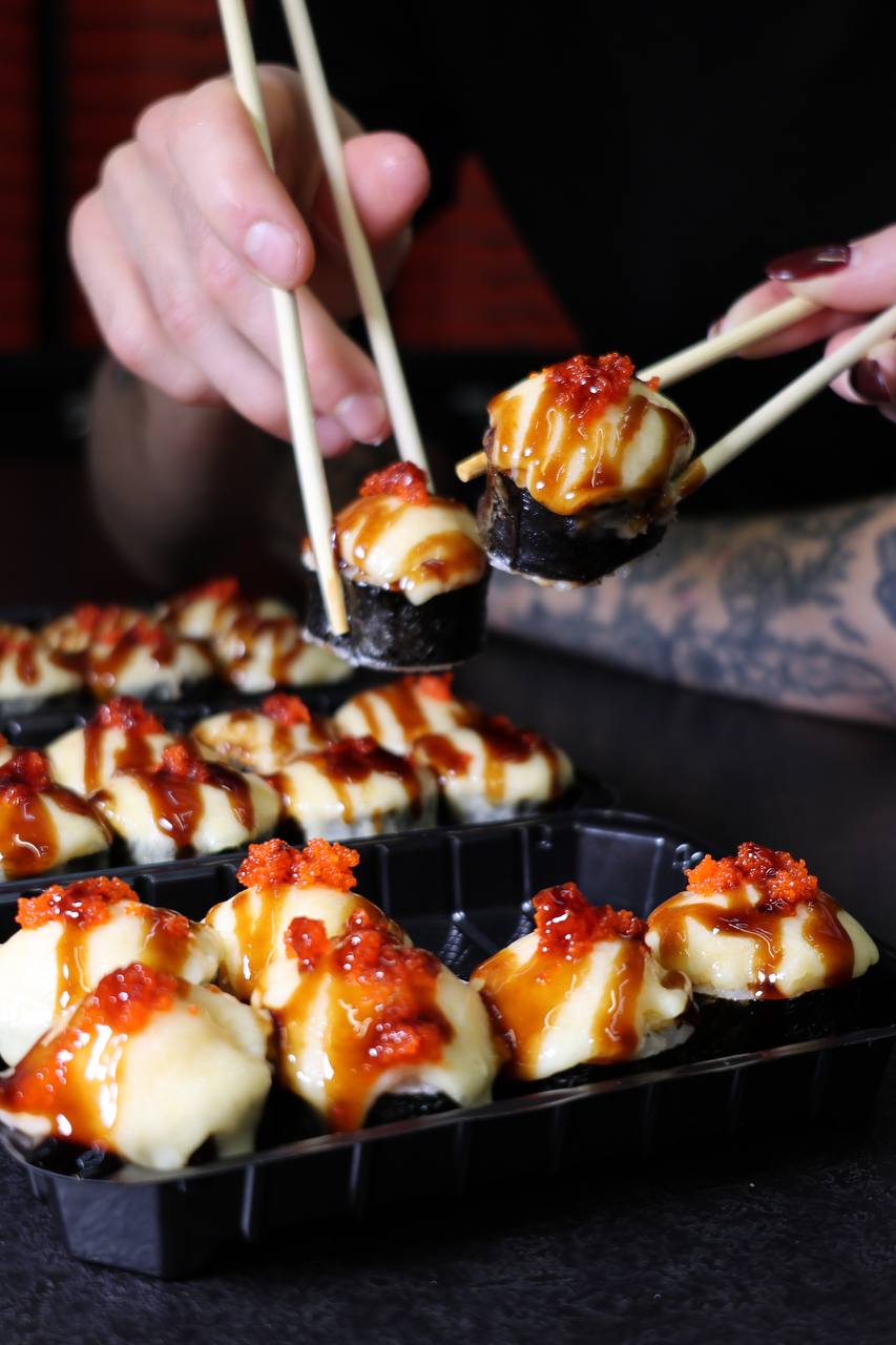 Family (піца, суші, вок) image 2