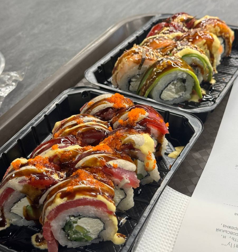 Family (піца, суші, вок) image 3