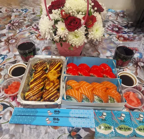 Yanʹ Sushi image 8