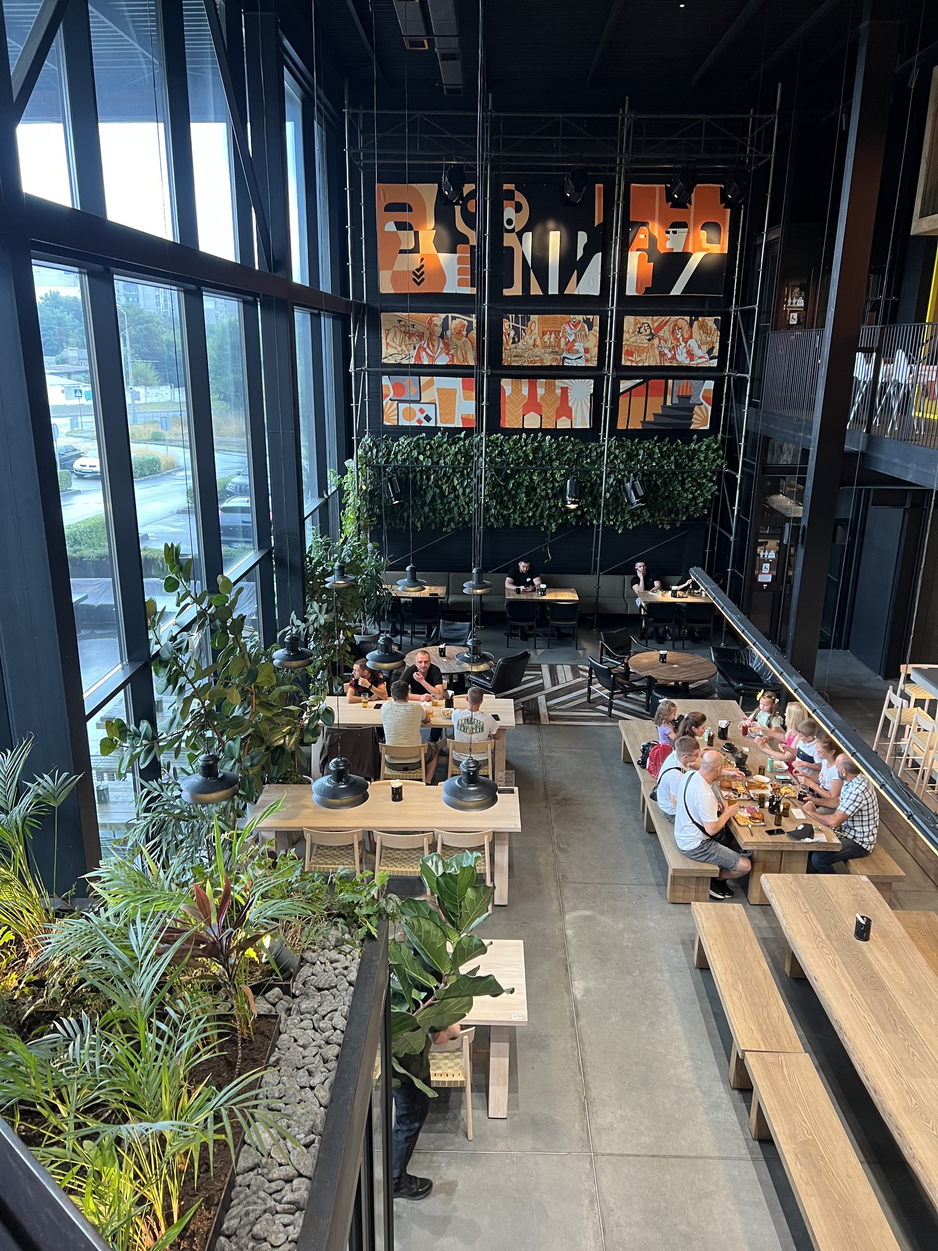 MOVA простір image 4