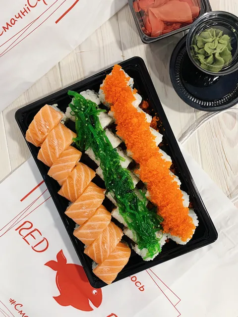 Sushi place Red fish image 4
