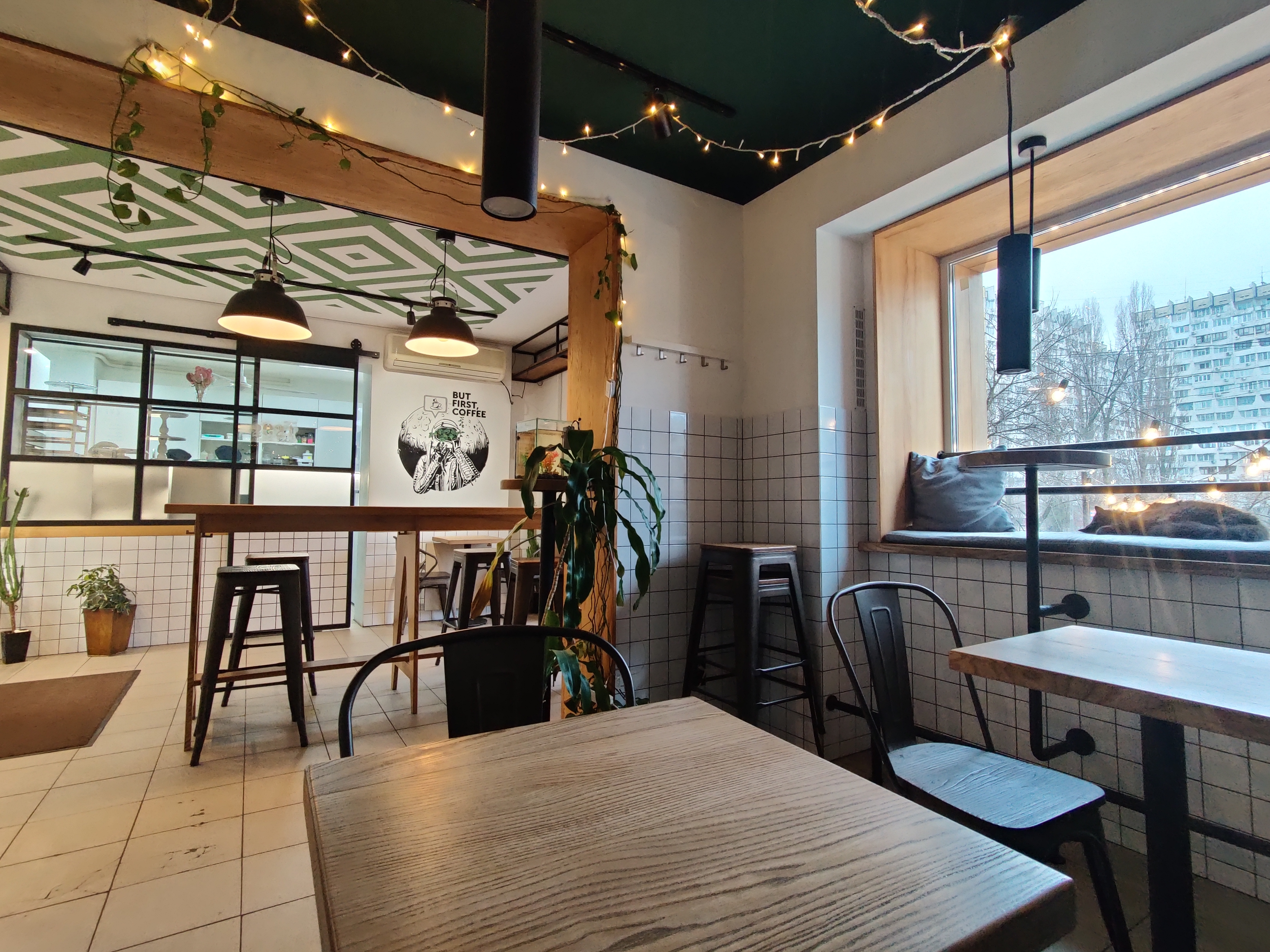 Everyday Кава & Торти на Перемозі image 6