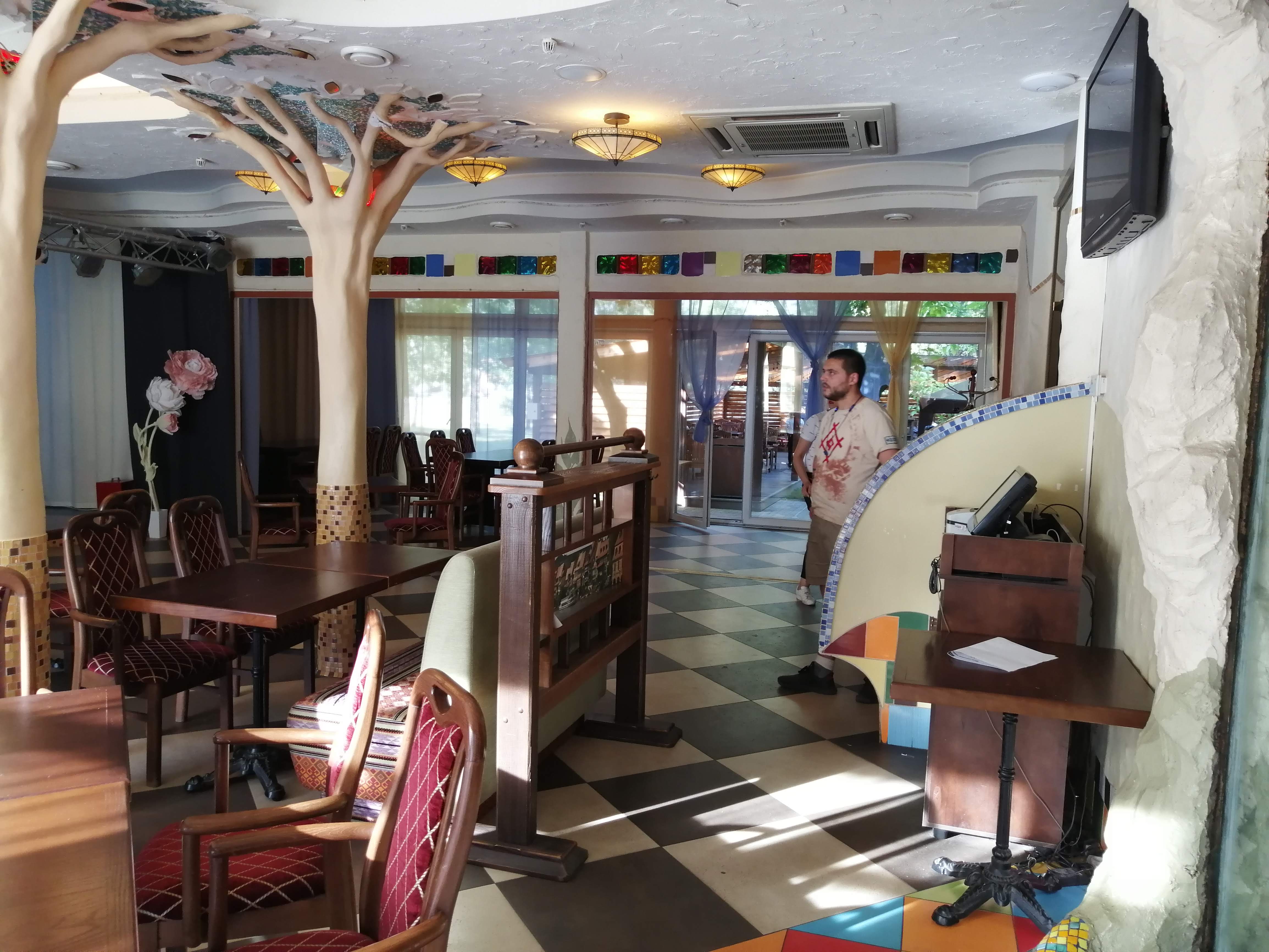 Carousel Cafe and Bierstube Bar image 5