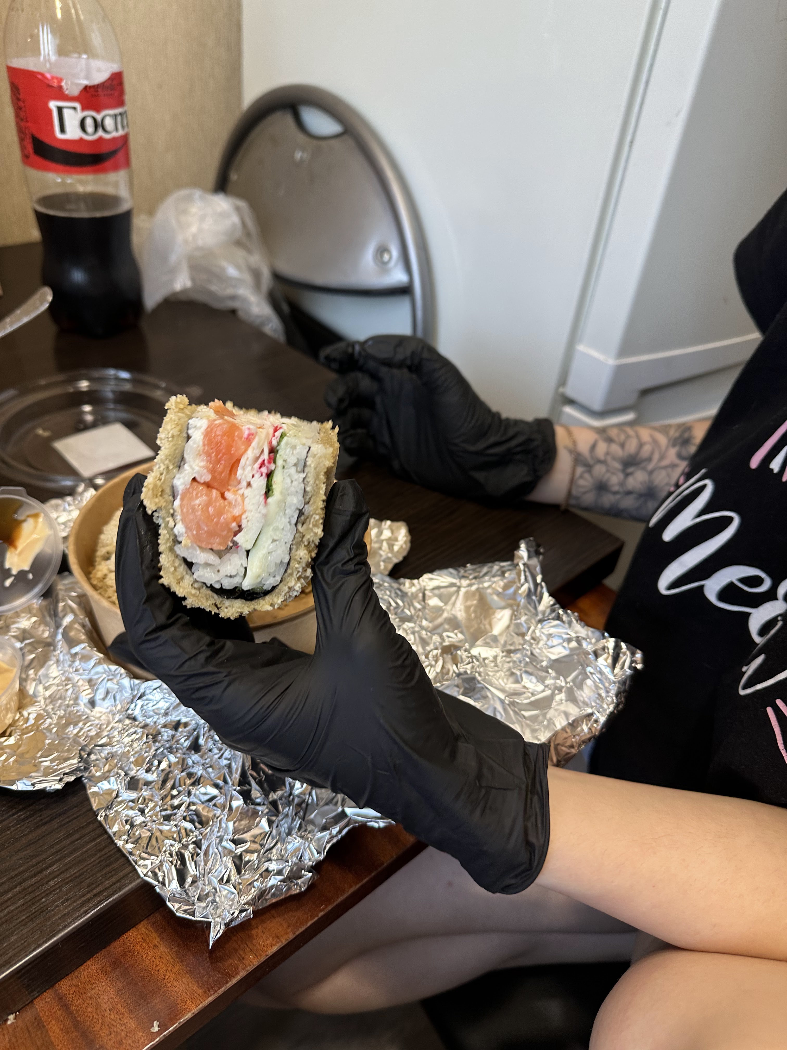 MOMENT sushi image 4