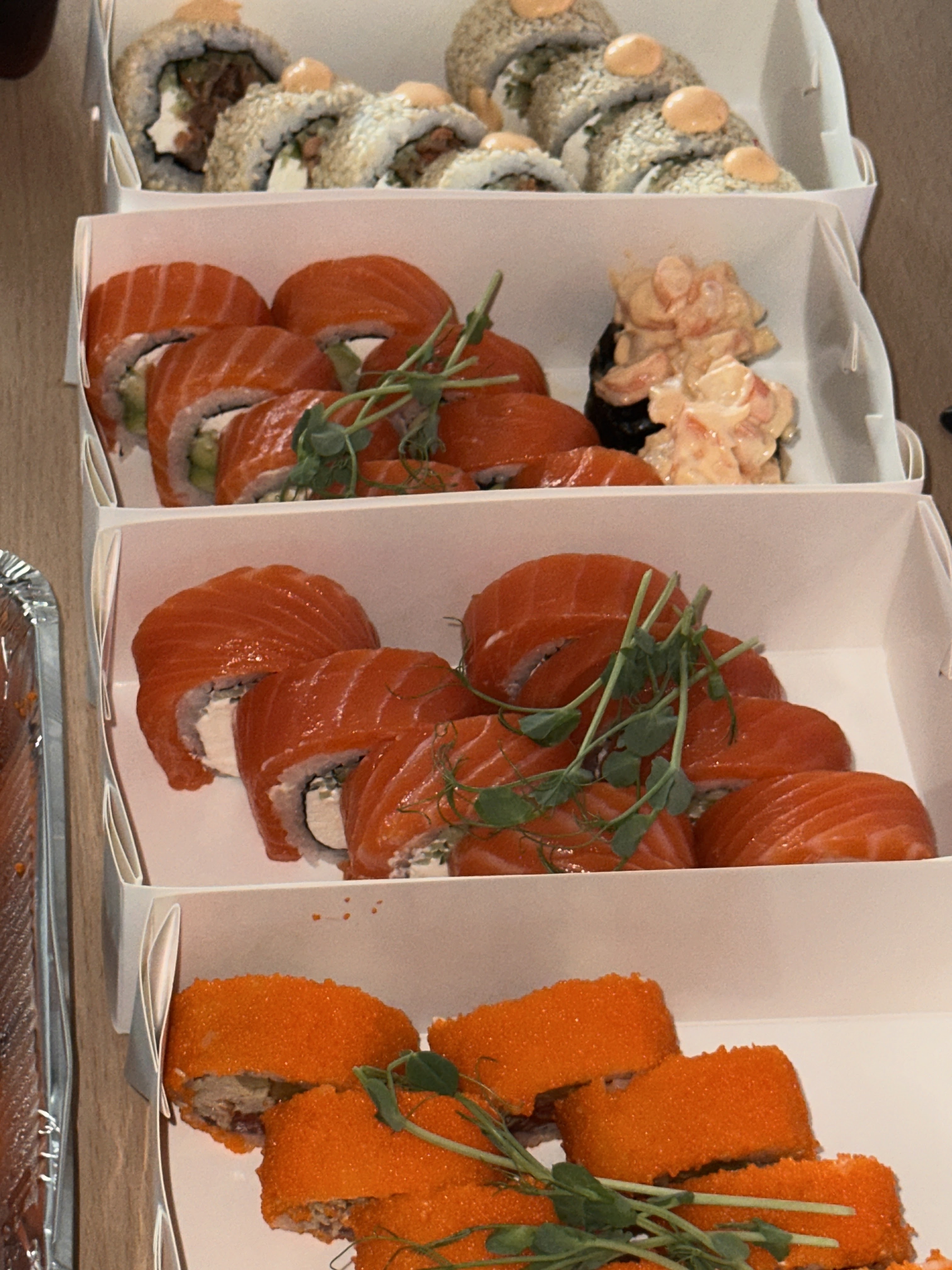 MOMENT sushi image 7