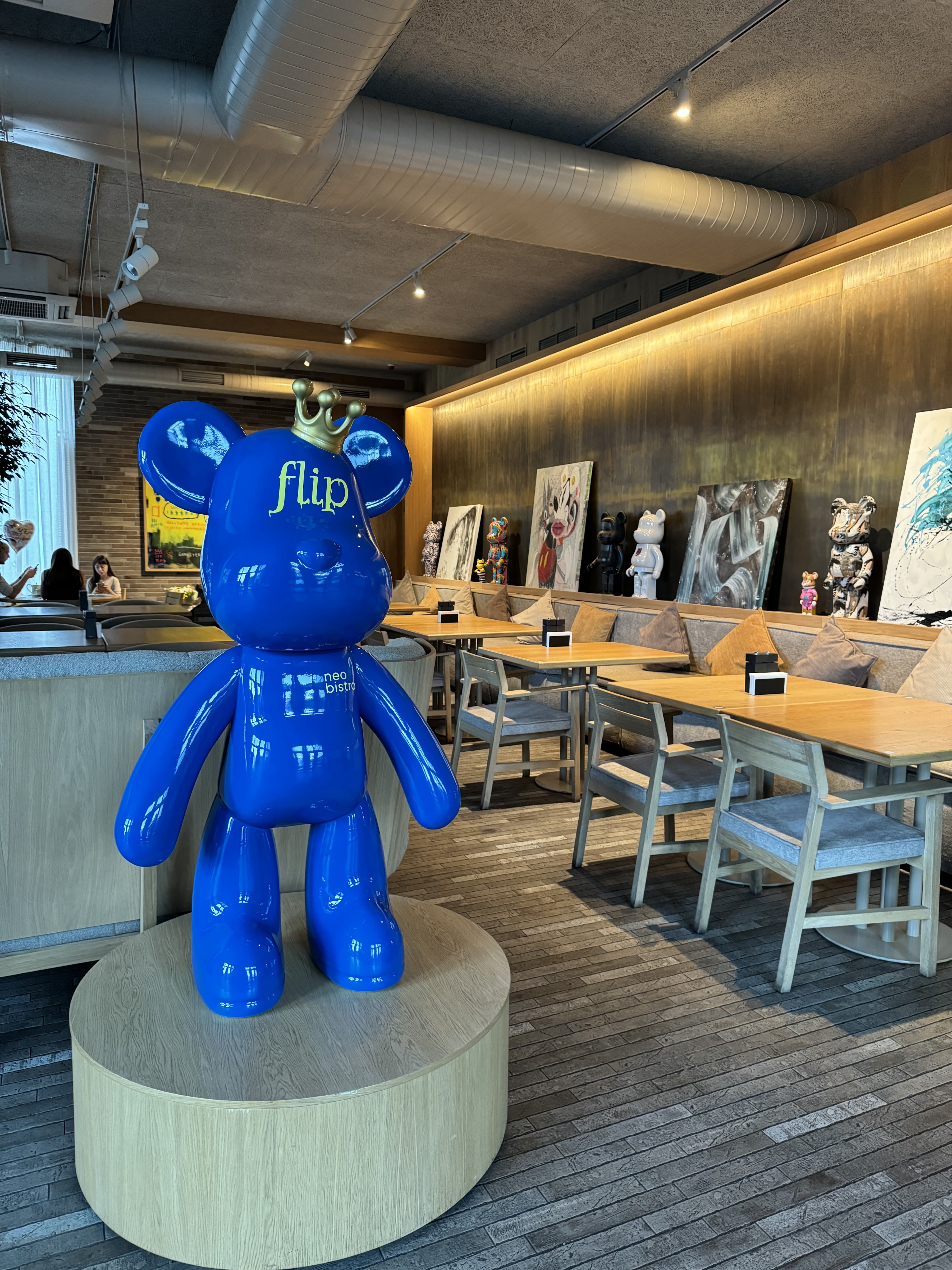 Flip Neo Bistro image 3