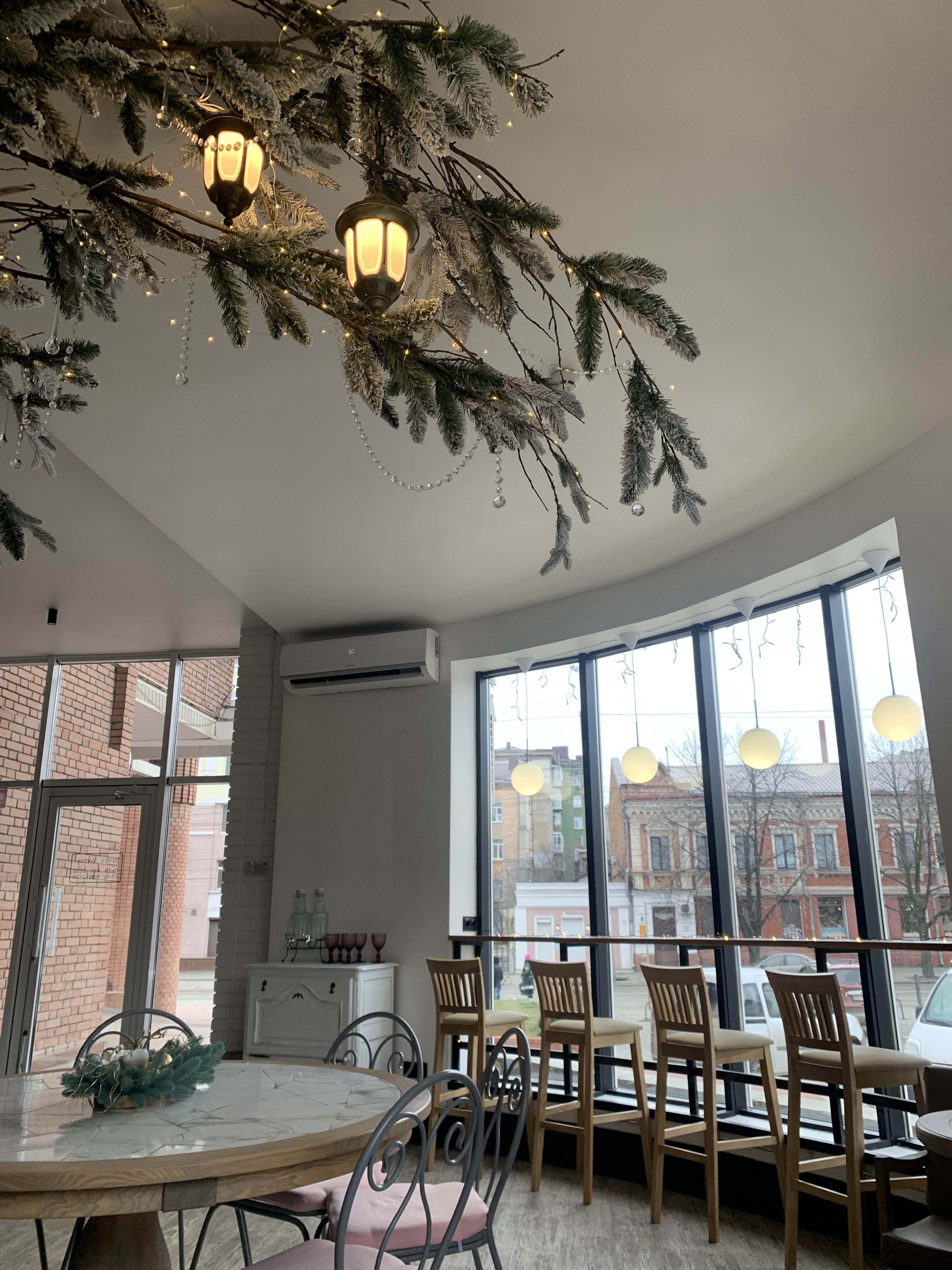 Berry Avenue image 1