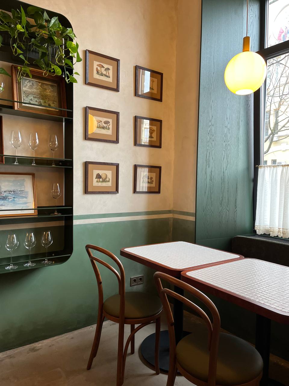 Tony Restaurant image 7